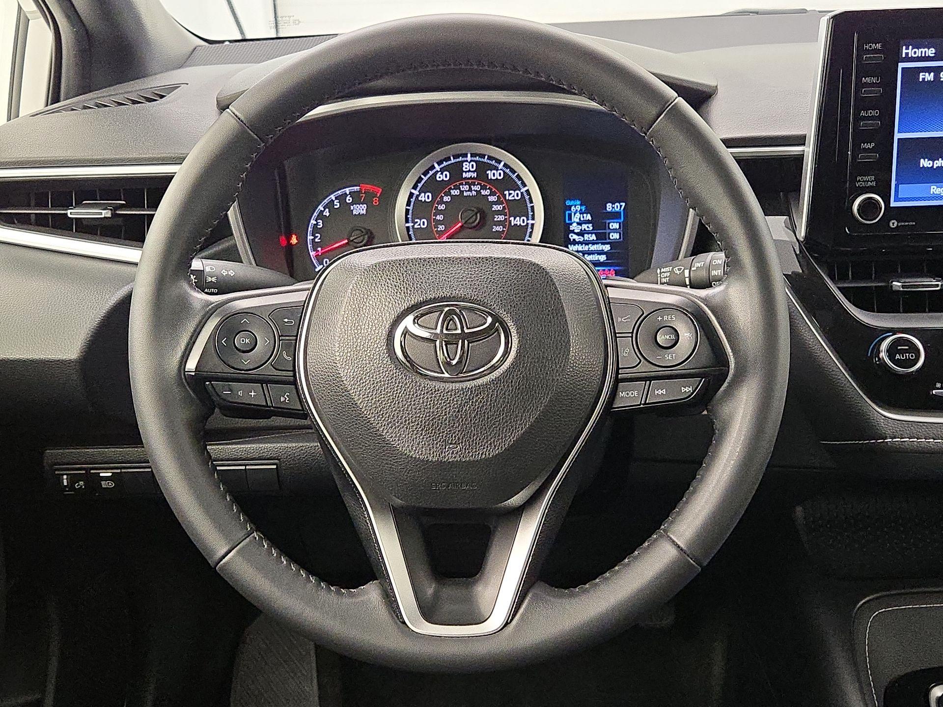 Thumbnail: 2022 Toyota Corolla - 10