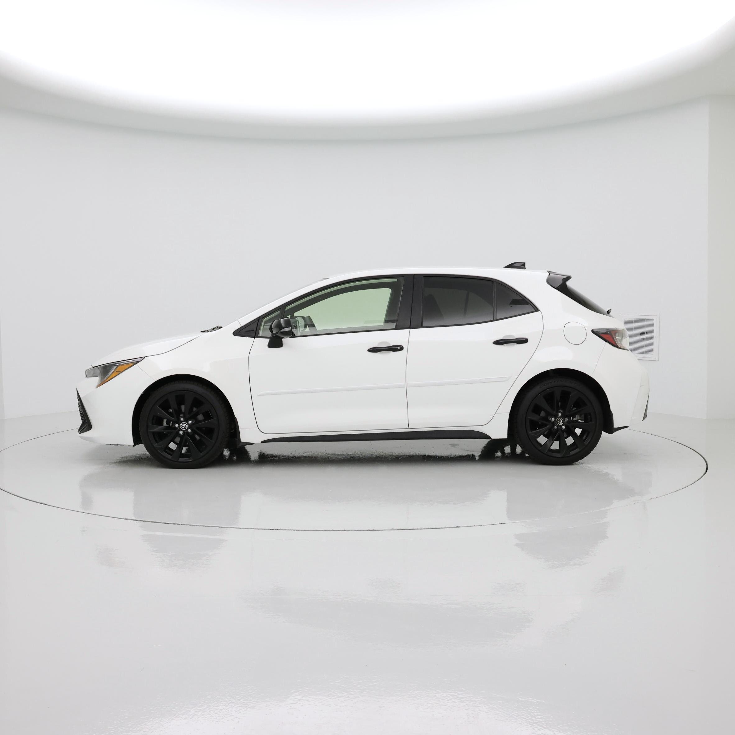 Thumbnail: 2022 Toyota Corolla - 3