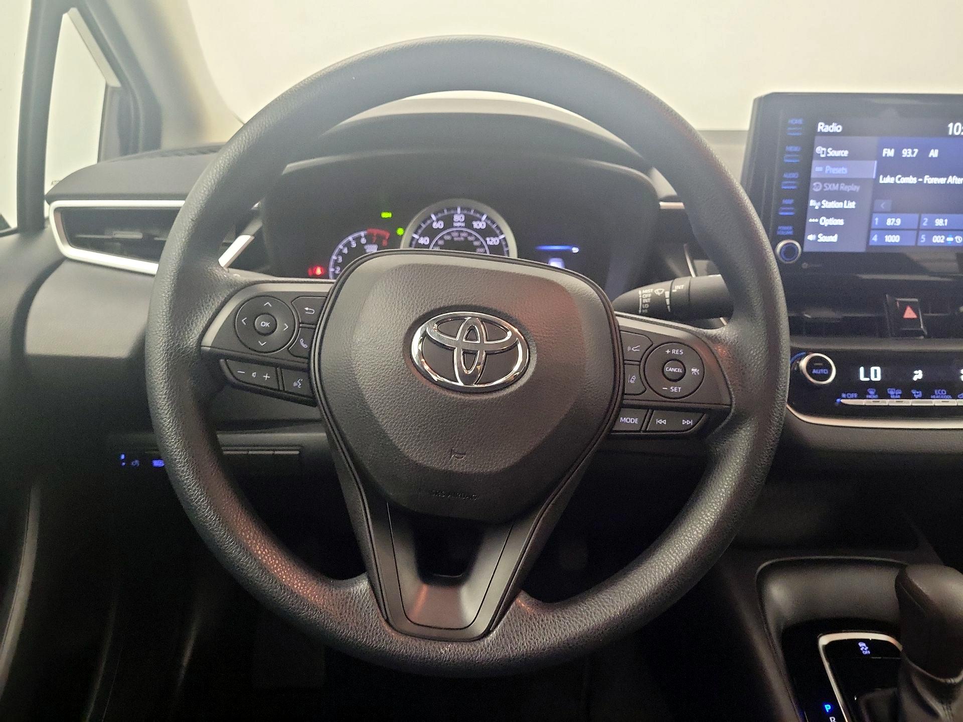 Thumbnail: 2022 Toyota Corolla - 10