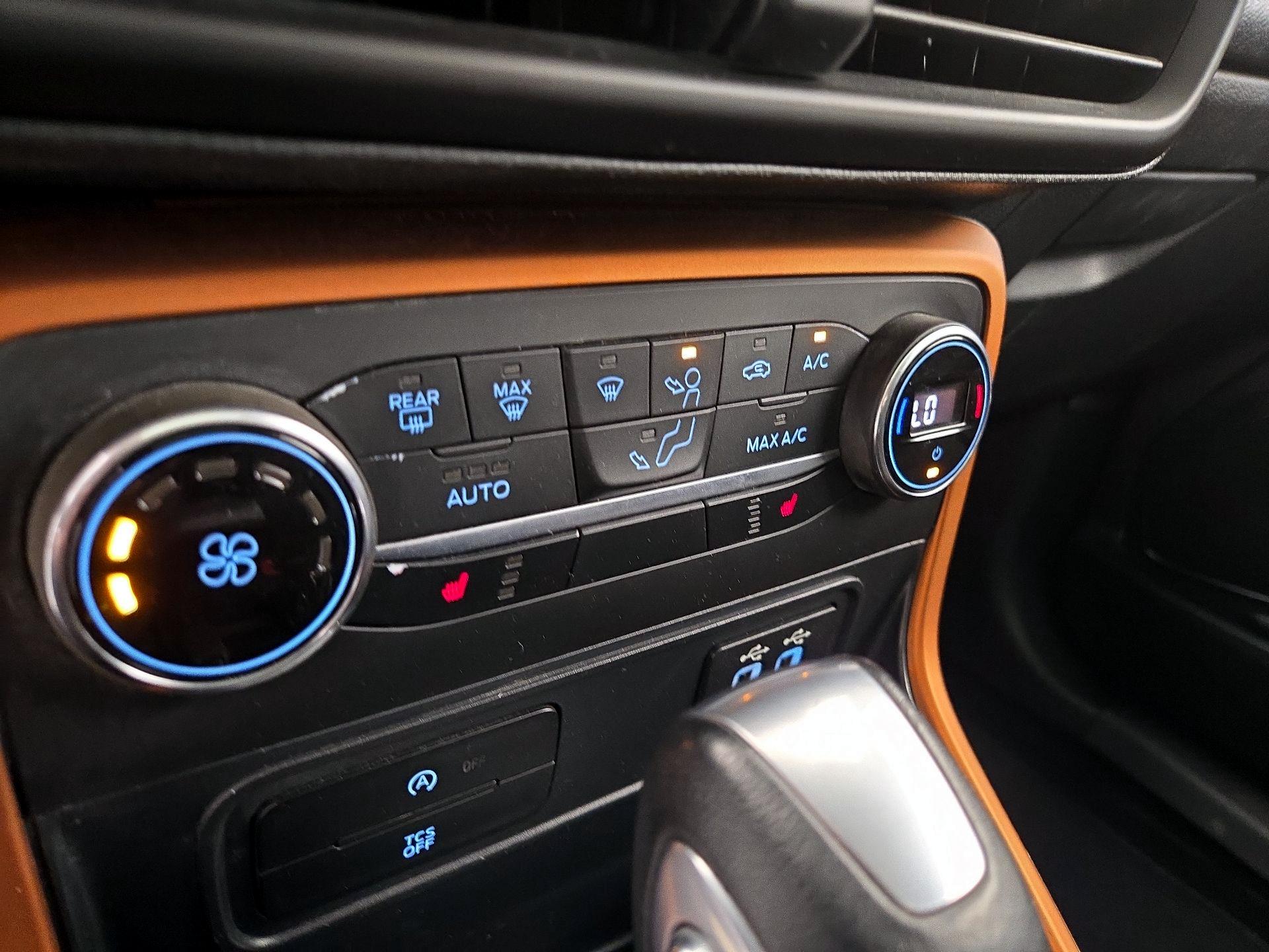 Thumbnail: 2021 Ford EcoSport - 17