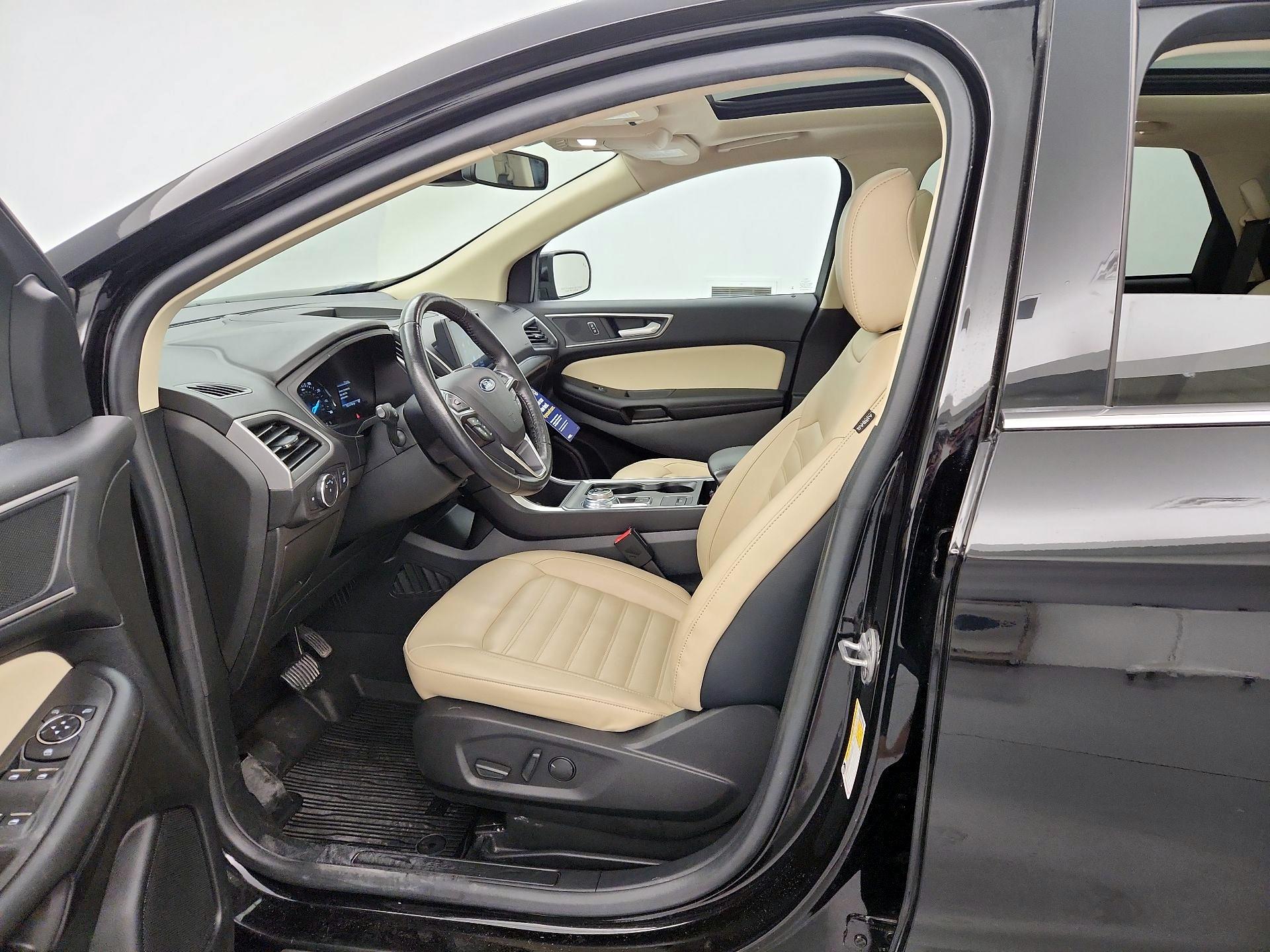 Thumbnail: 2022 Ford Edge - 11