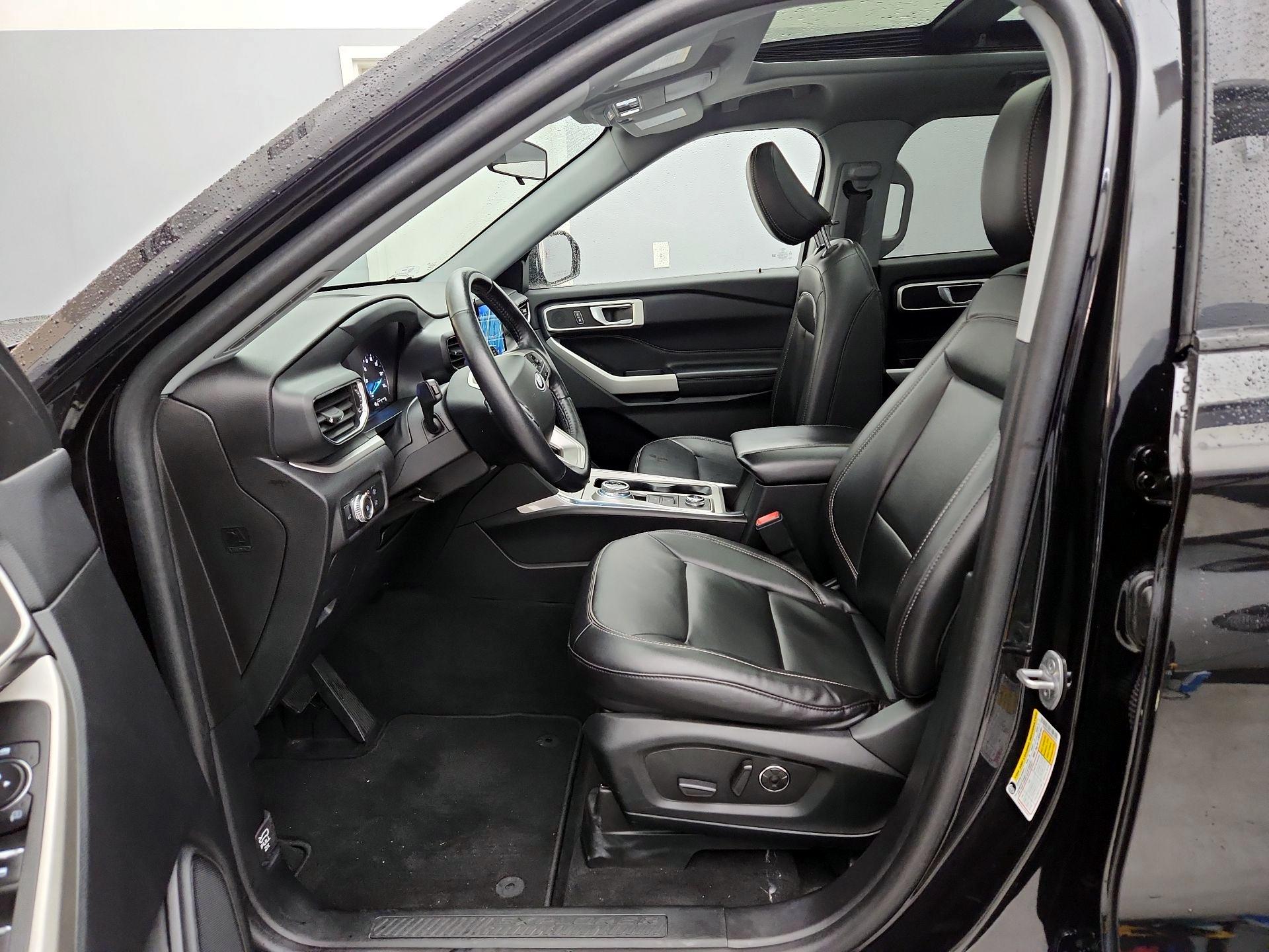 Thumbnail: 2022 Ford Explorer - 11