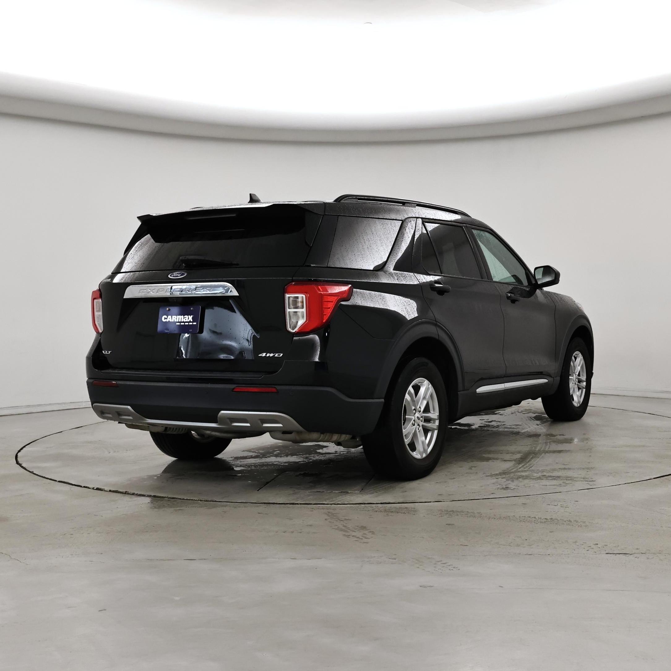 Thumbnail: 2022 Ford Explorer - 8
