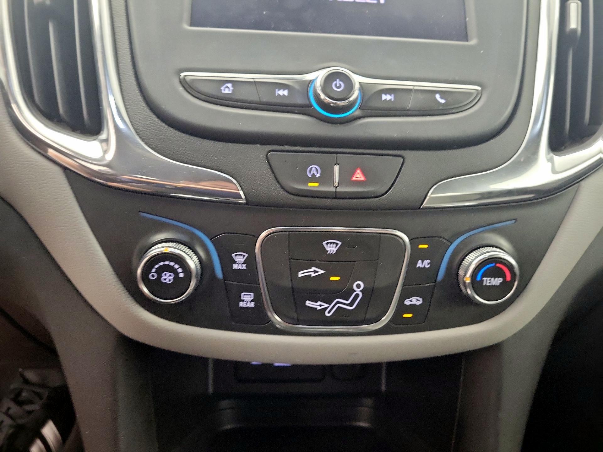 Thumbnail: 2023 Chevrolet Equinox - 16