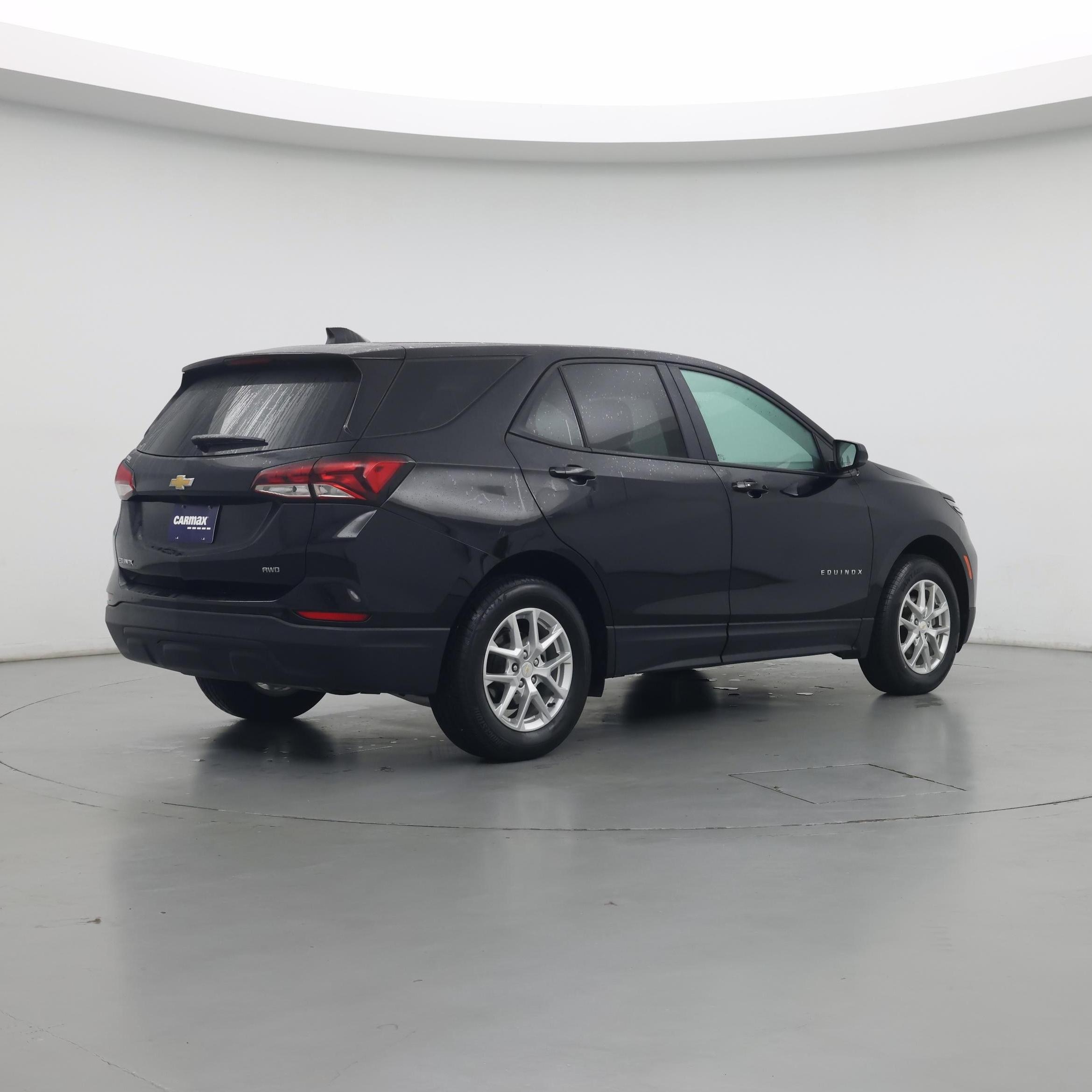 Thumbnail: 2023 Chevrolet Equinox - 3
