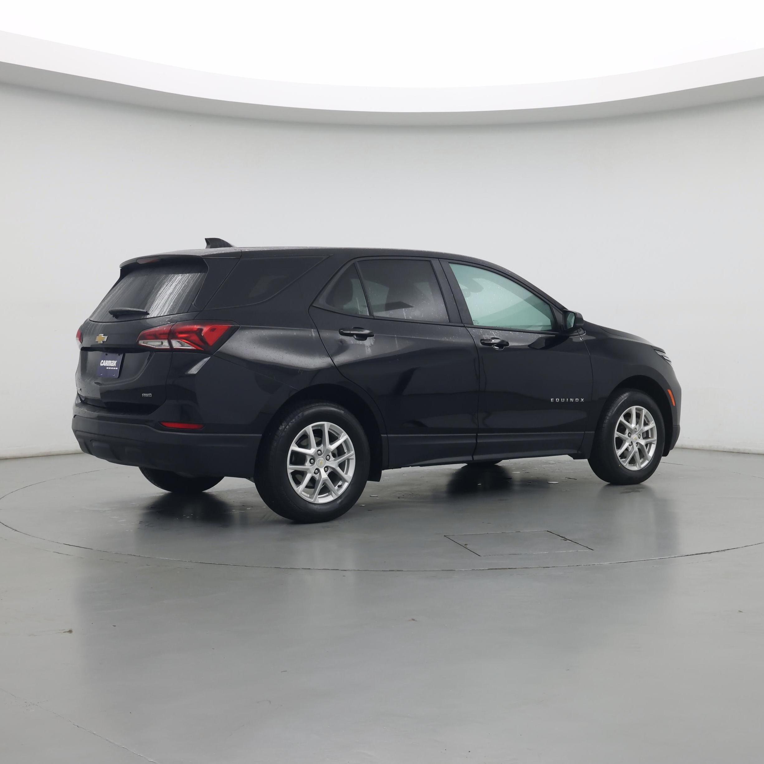 Thumbnail: 2023 Chevrolet Equinox - 4