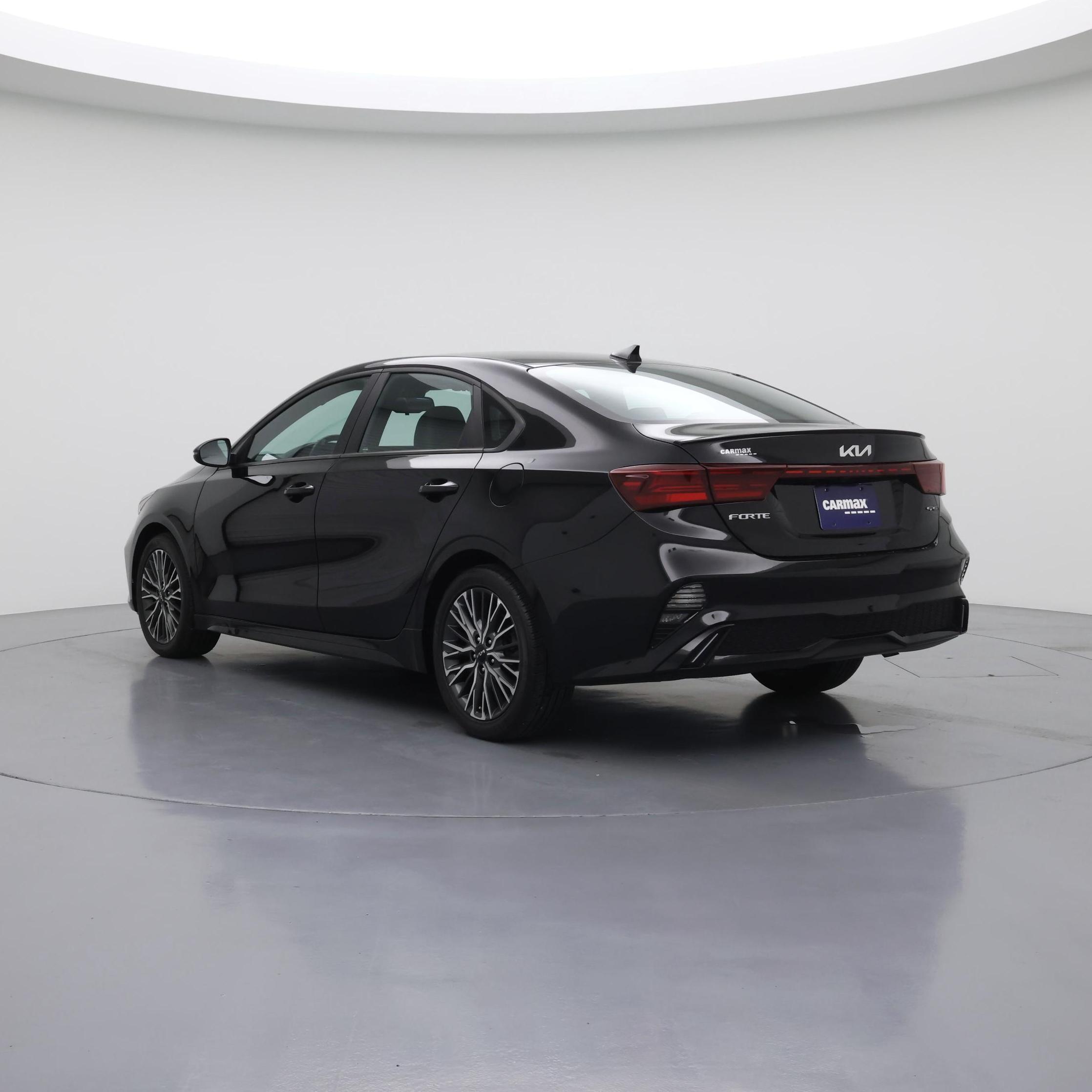 Thumbnail: 2022 Kia Forte - 2