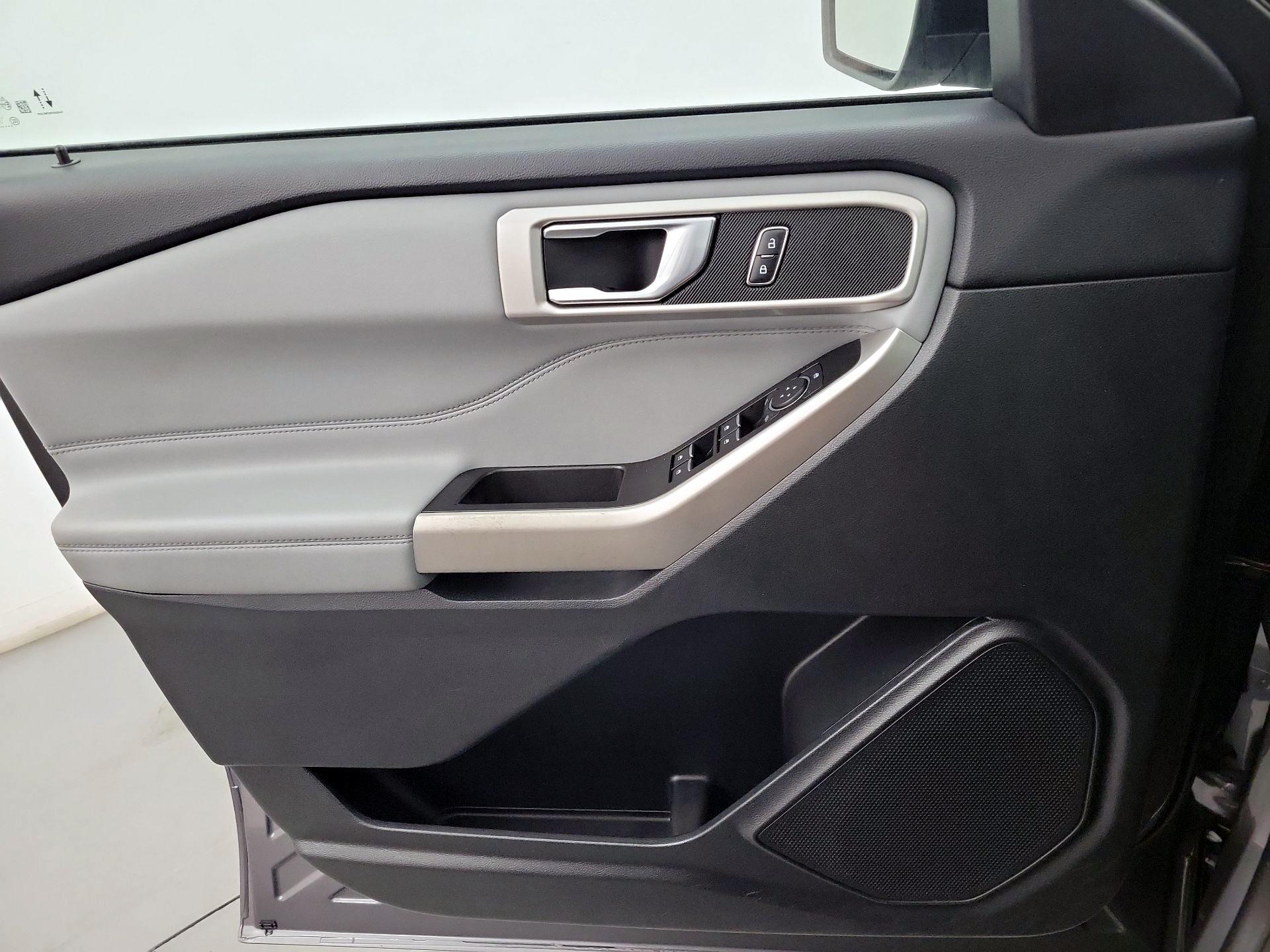 Thumbnail: 2022 Ford Explorer - 12