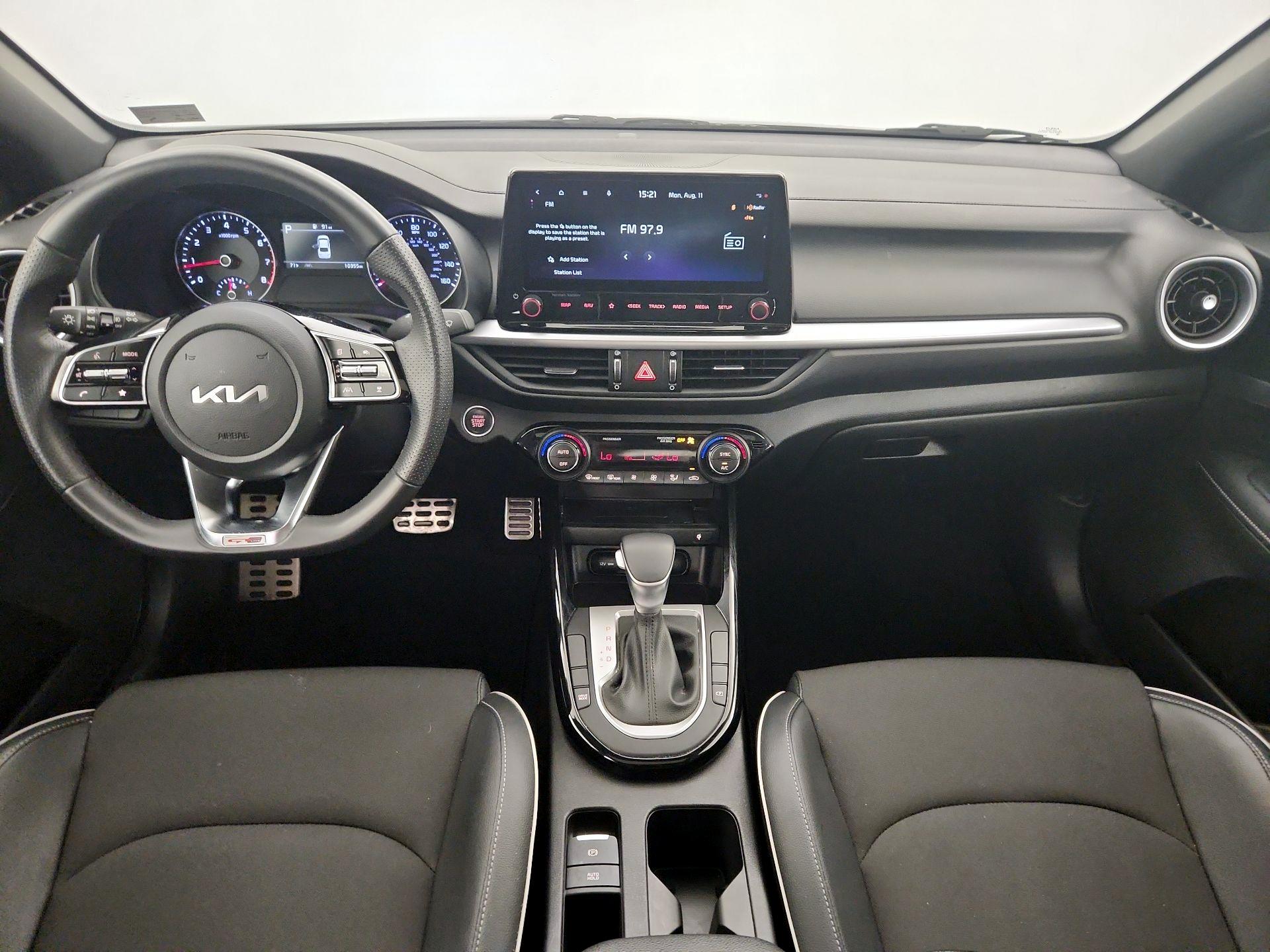 Thumbnail: 2023 Kia Forte - 9