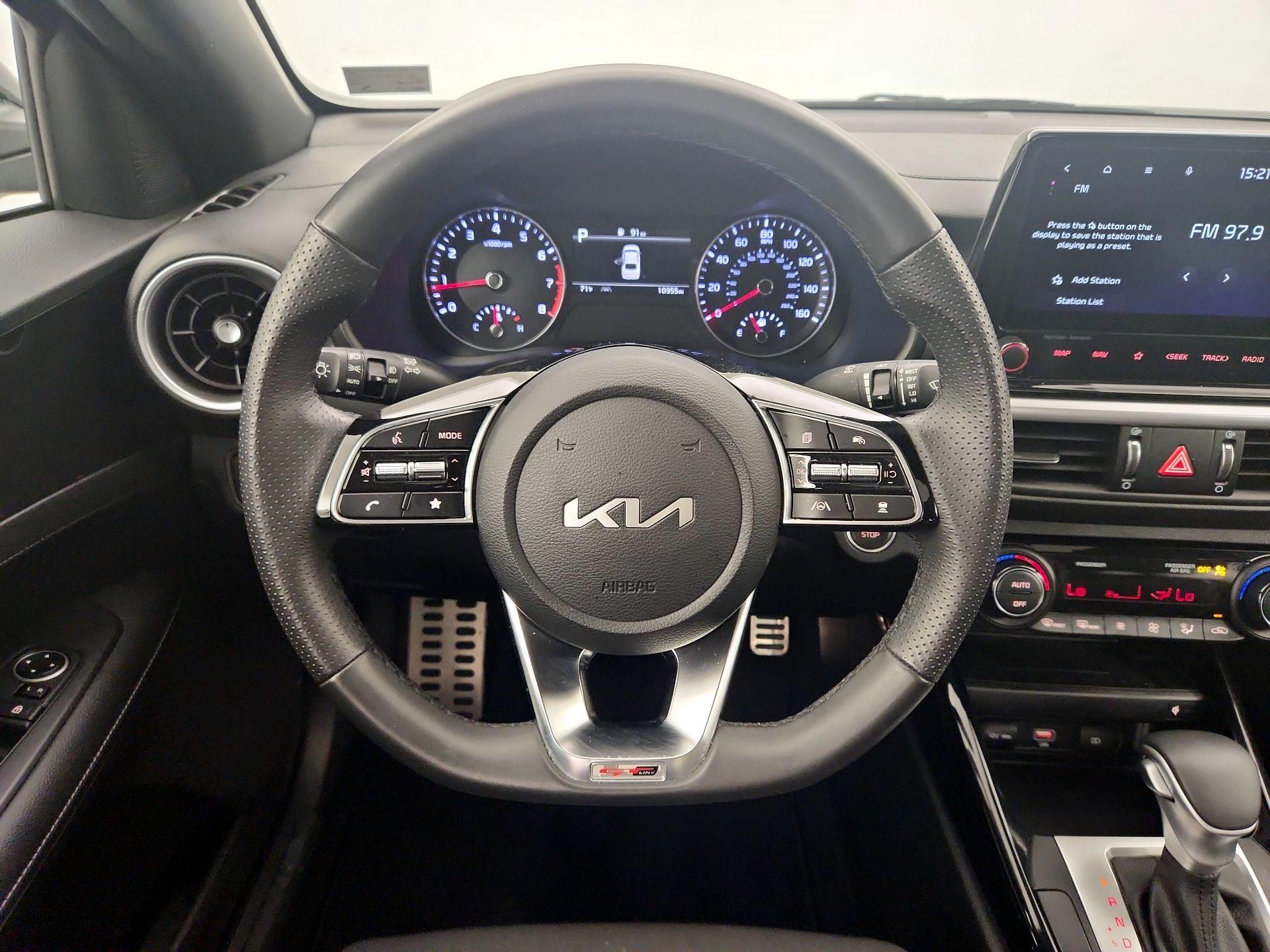Thumbnail: 2023 Kia Forte - 10