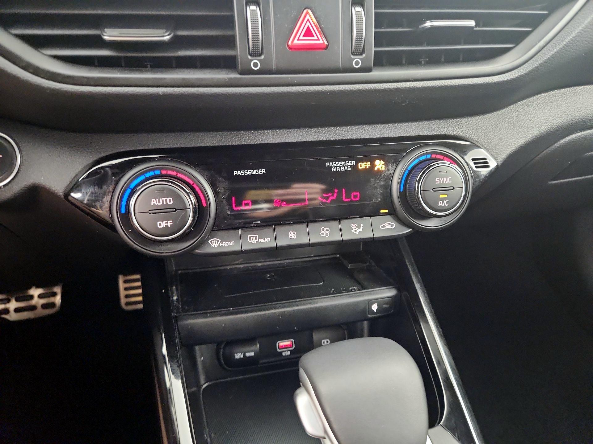 Thumbnail: 2023 Kia Forte - 16