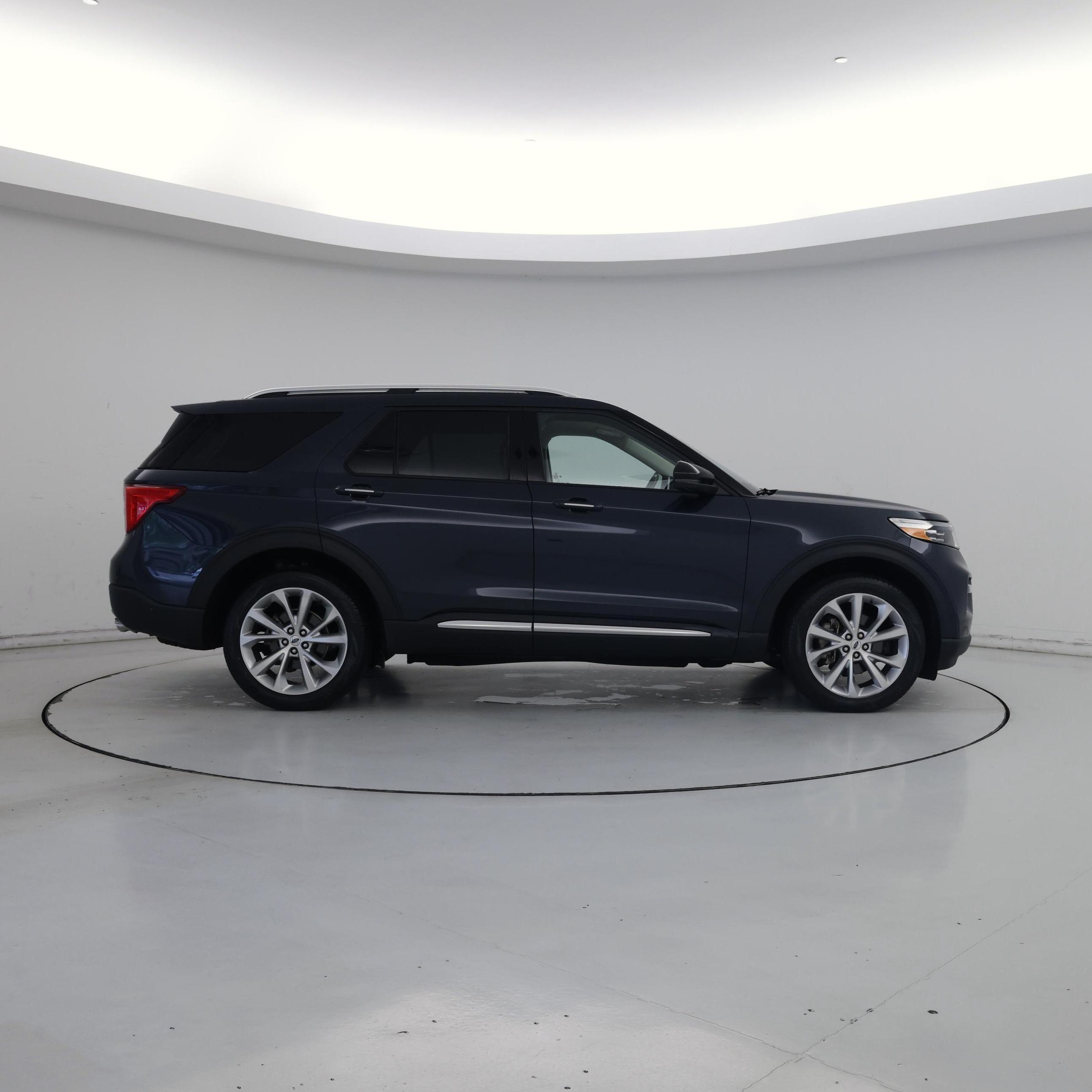 Thumbnail: 2022 Ford Explorer - 7