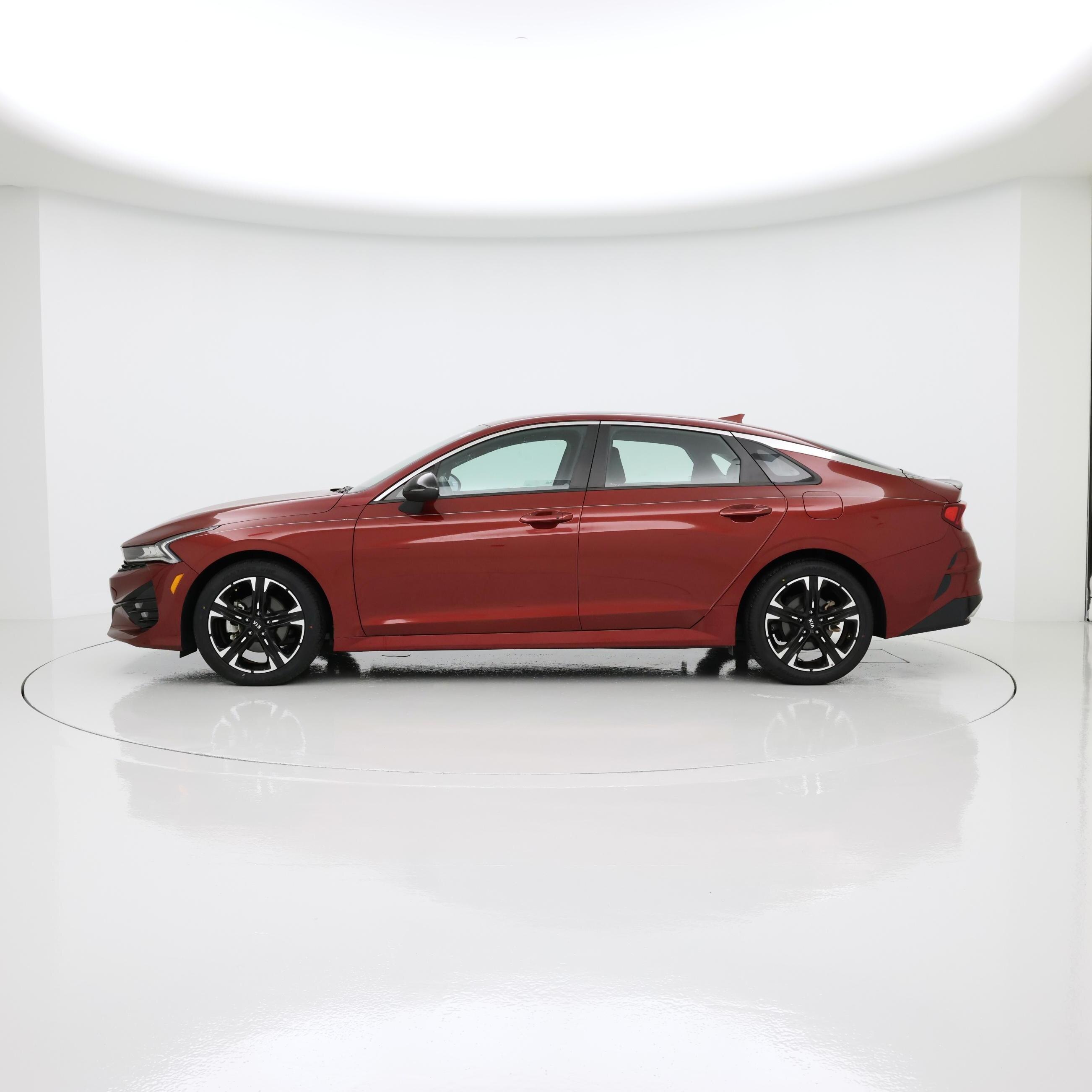 Thumbnail: 2022 Kia K5 - 3