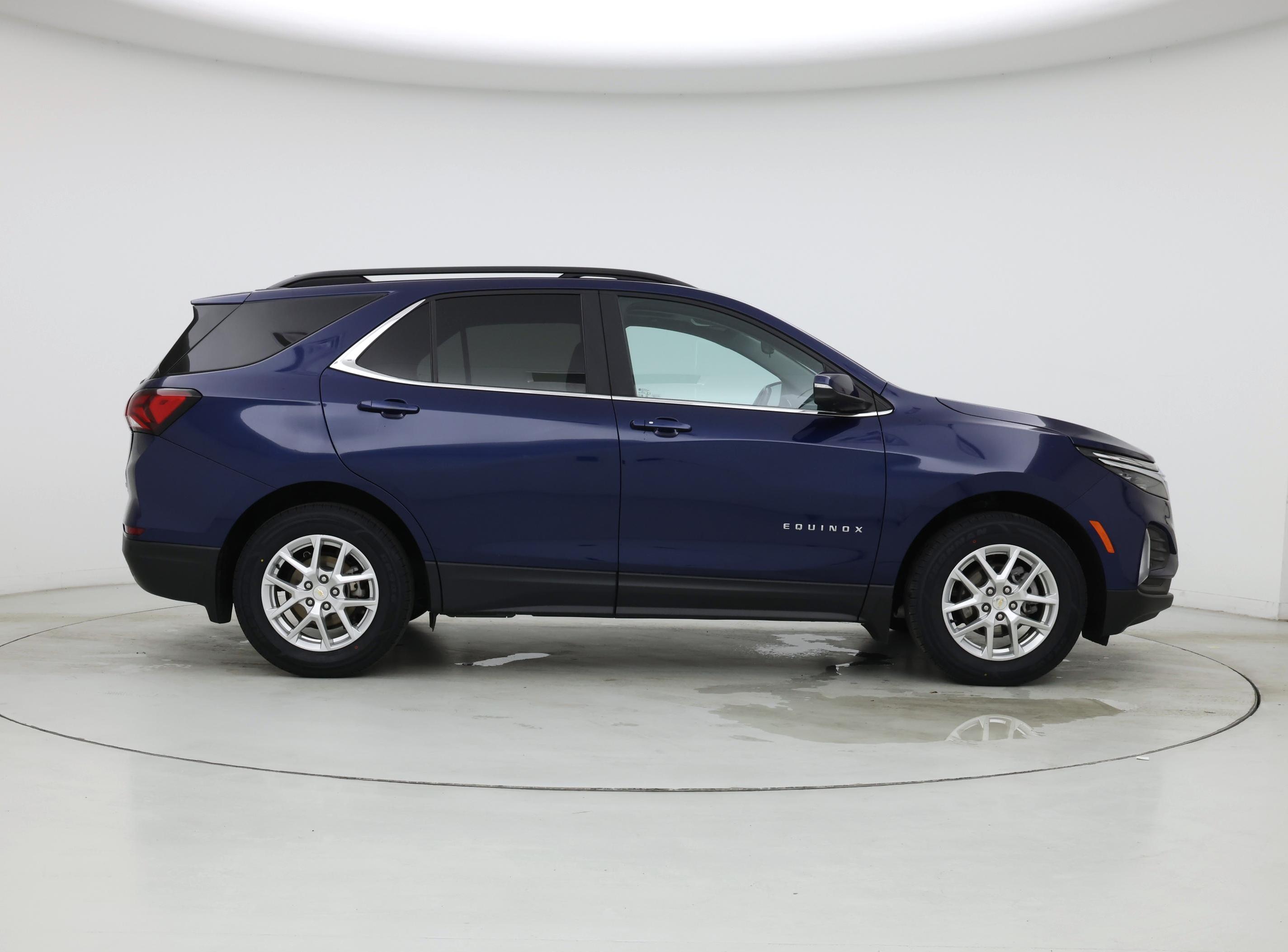 Thumbnail: 2022 Chevrolet Equinox - 7