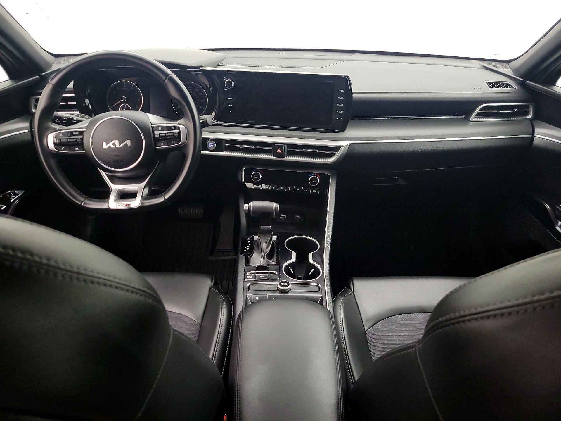Thumbnail: 2022 Kia K5 - 9