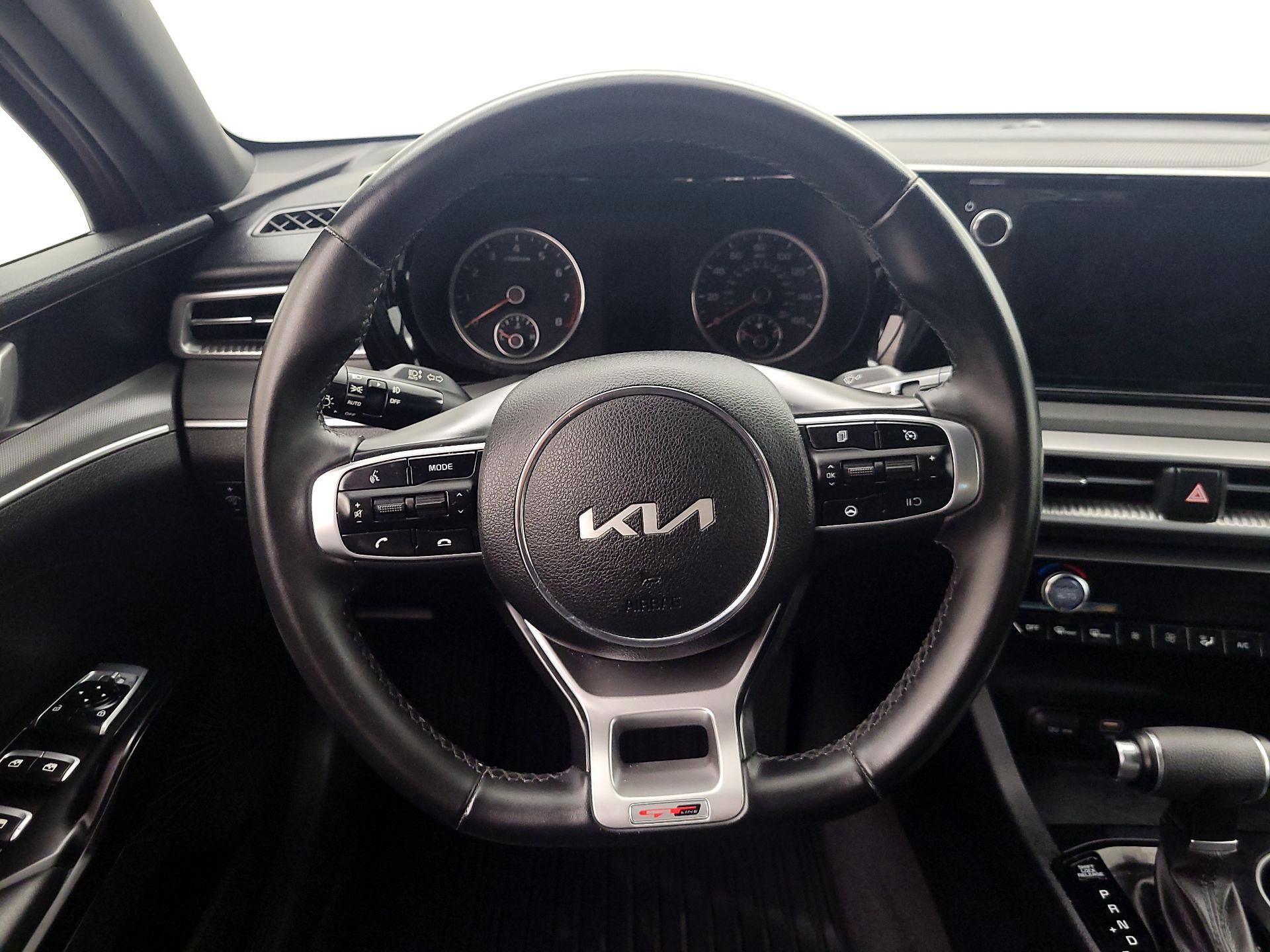 Thumbnail: 2022 Kia K5 - 10