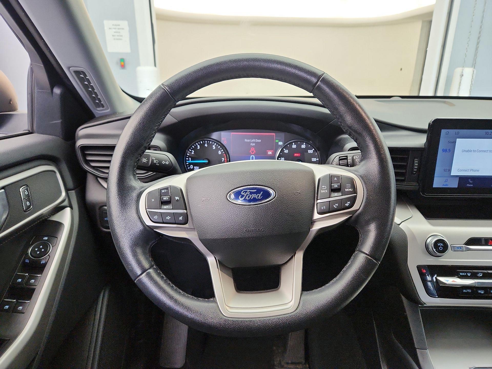 Thumbnail: 2022 Ford Explorer - 10