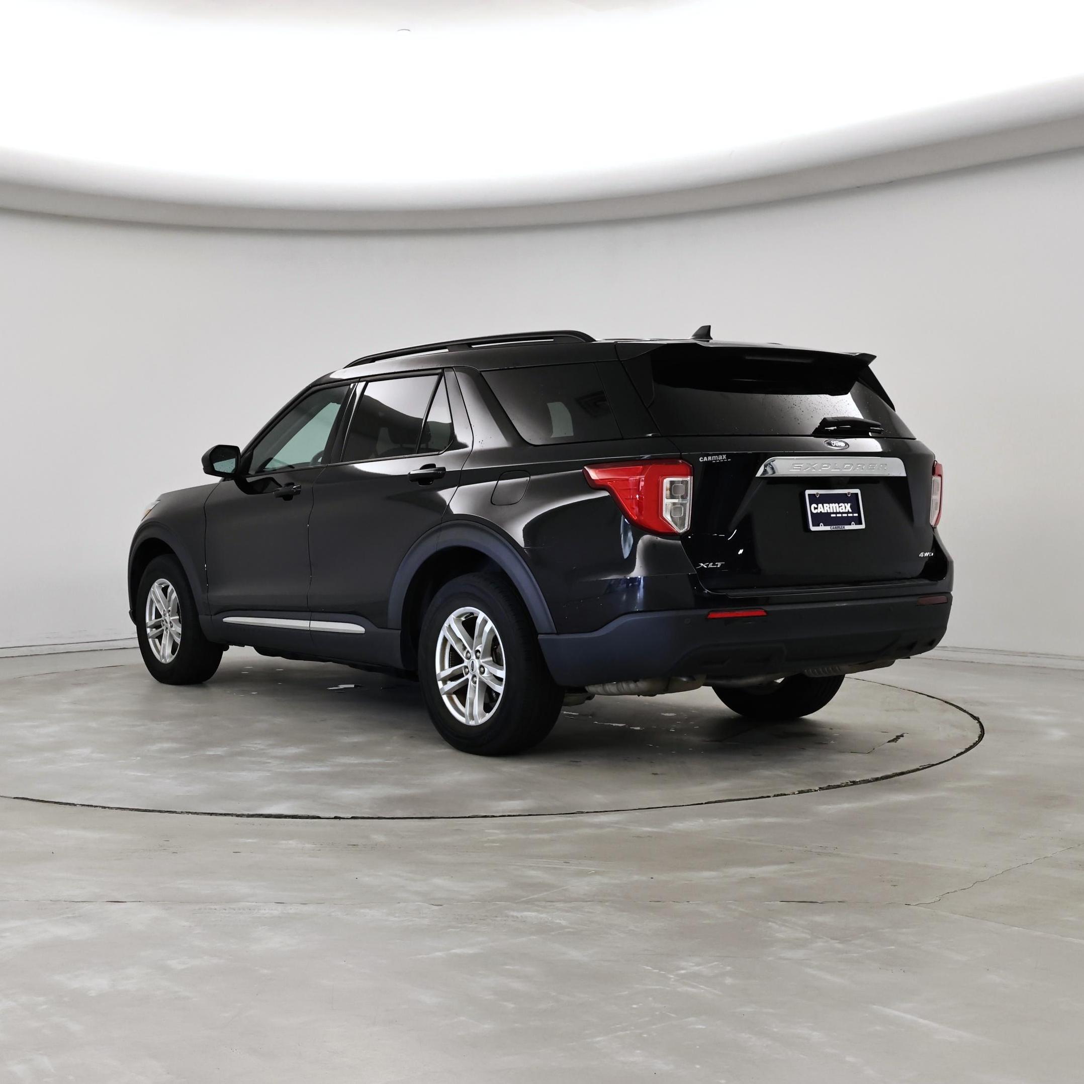 Thumbnail: 2022 Ford Explorer - 2