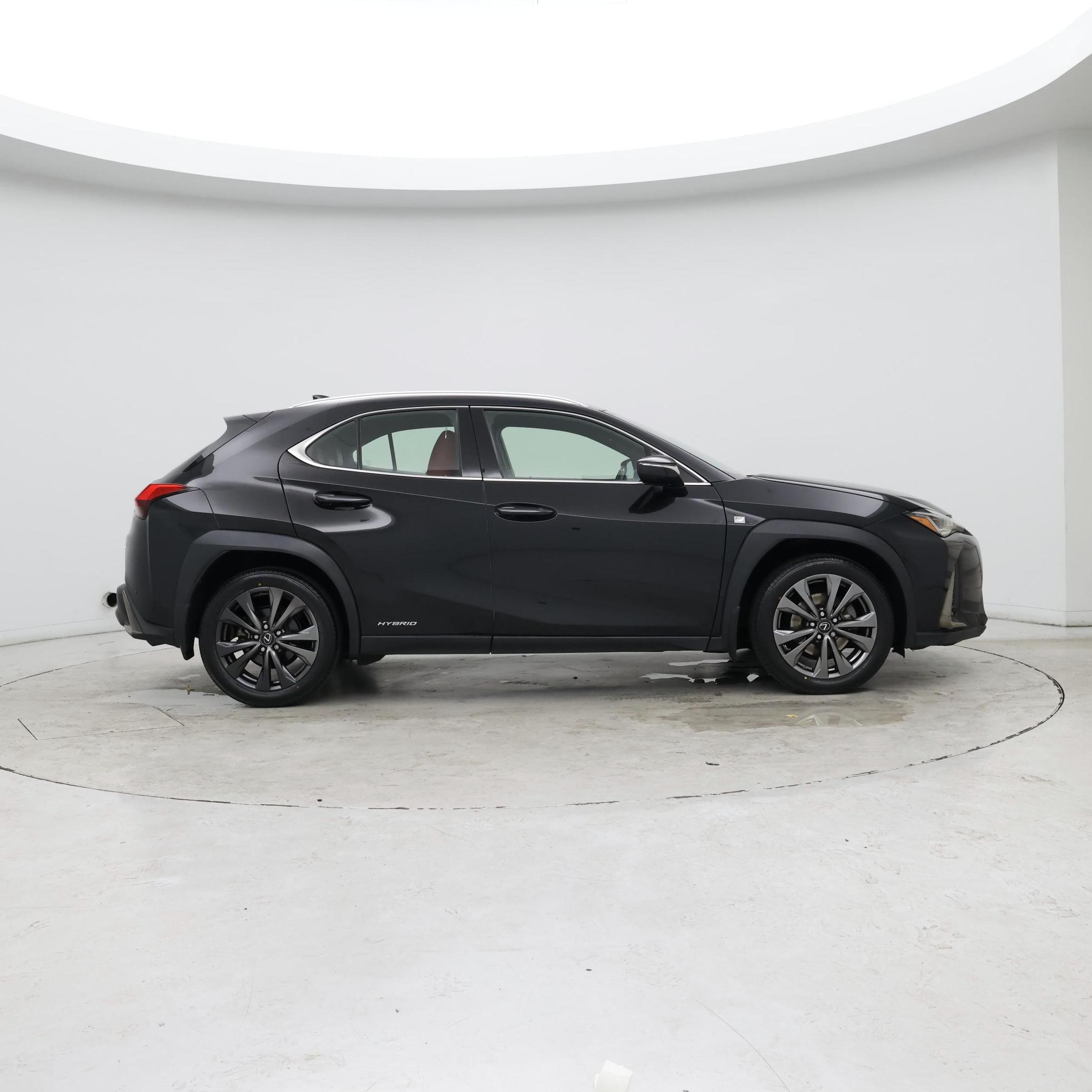 Thumbnail: 2020 Lexus UX - 7