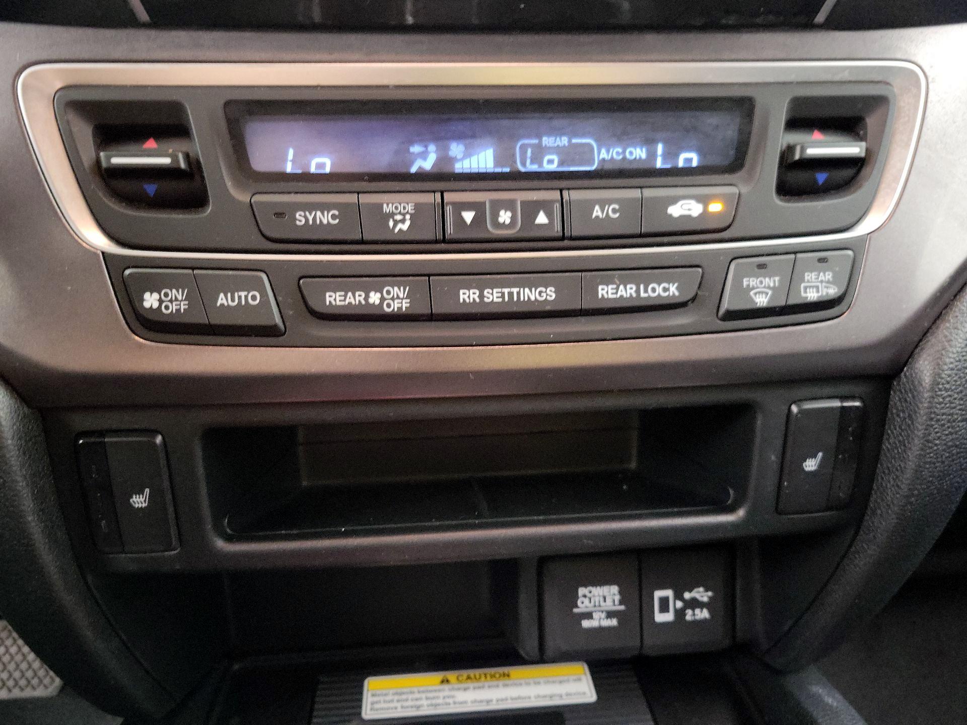 Thumbnail: 2022 Honda Pilot - 16