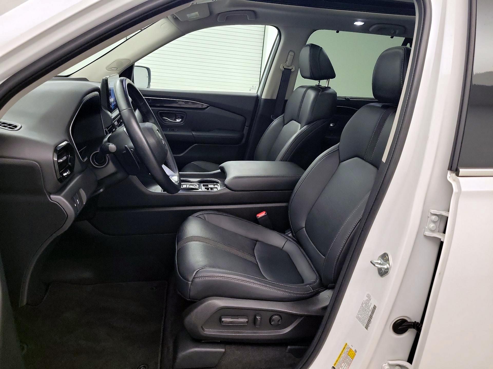 Thumbnail: 2023 Honda Pilot - 11