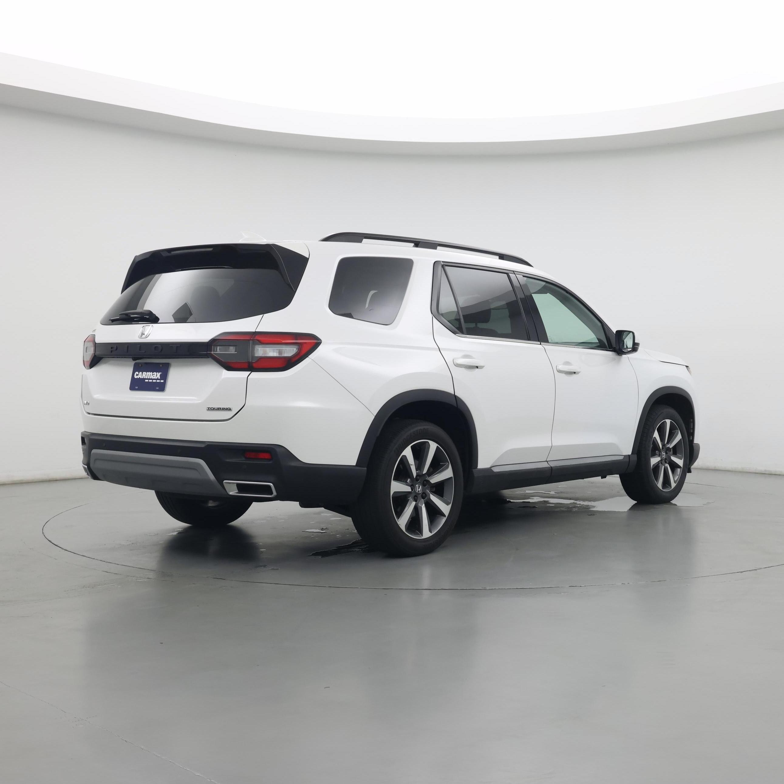 Thumbnail: 2023 Honda Pilot - 2