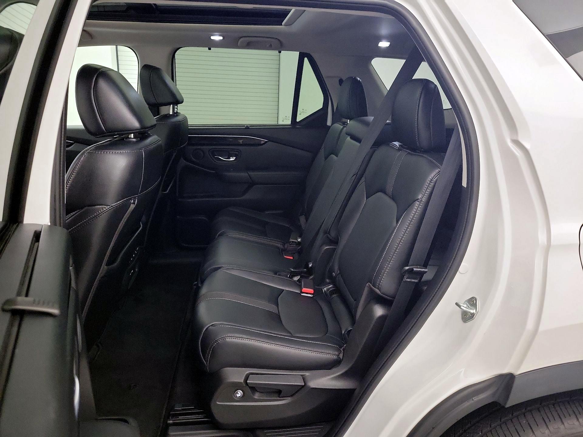 Thumbnail: 2023 Honda Pilot - 20