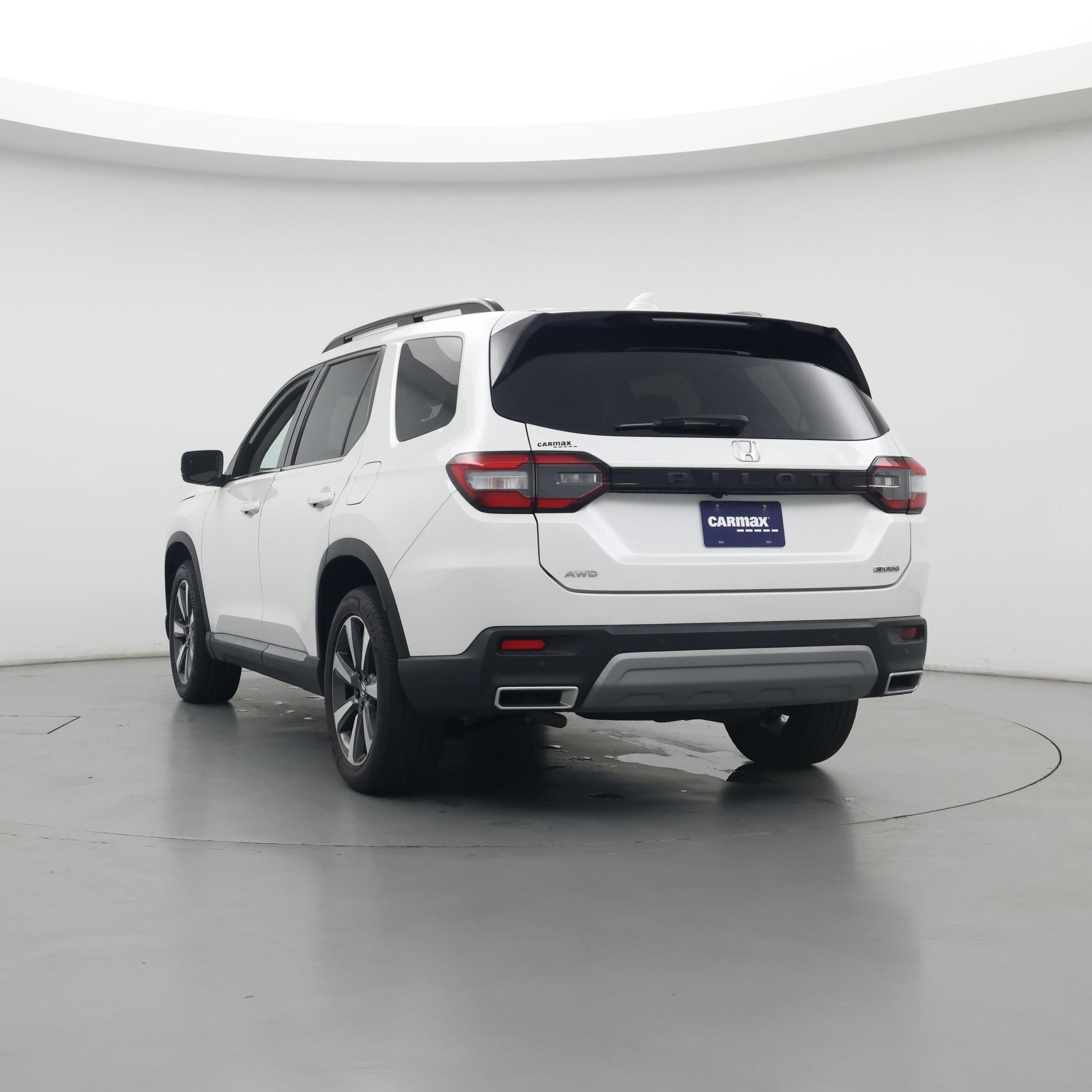 Thumbnail: 2023 Honda Pilot - 3