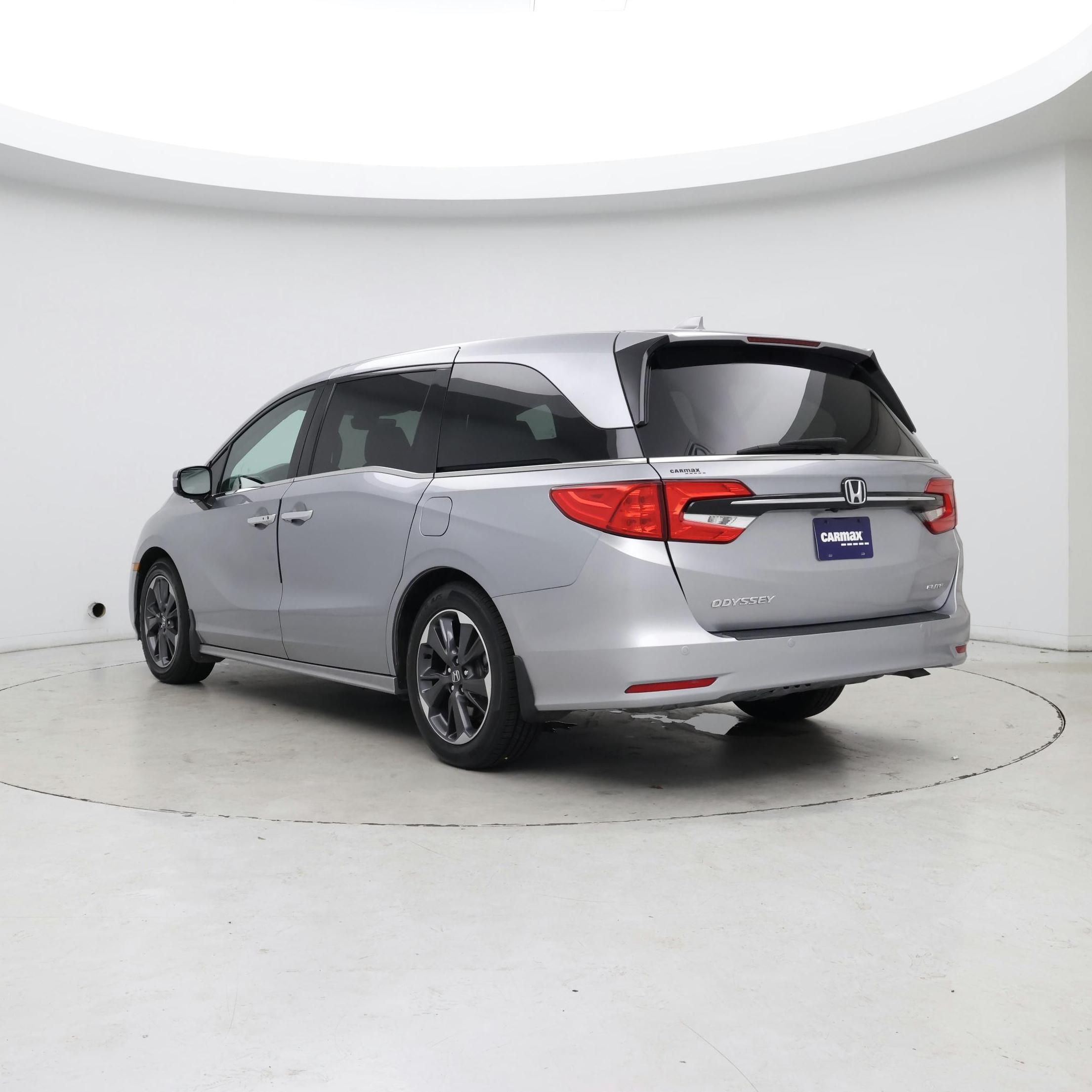 Thumbnail: 2023 Honda Odyssey - 2
