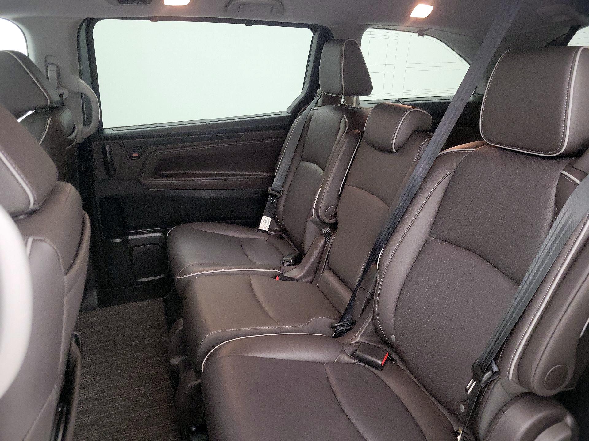 Thumbnail: 2023 Honda Odyssey - 20