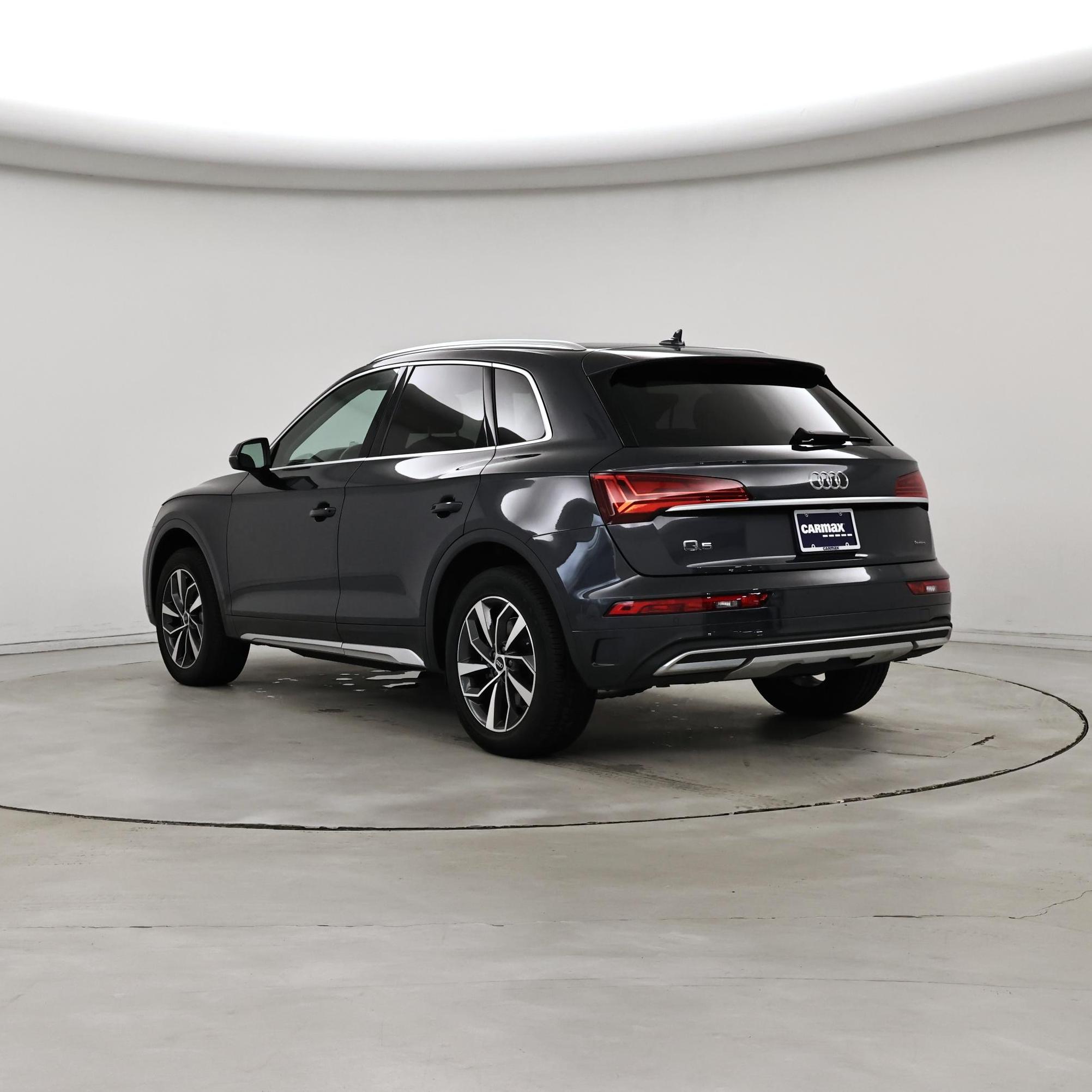Thumbnail: 2021 Audi Q5 - 2