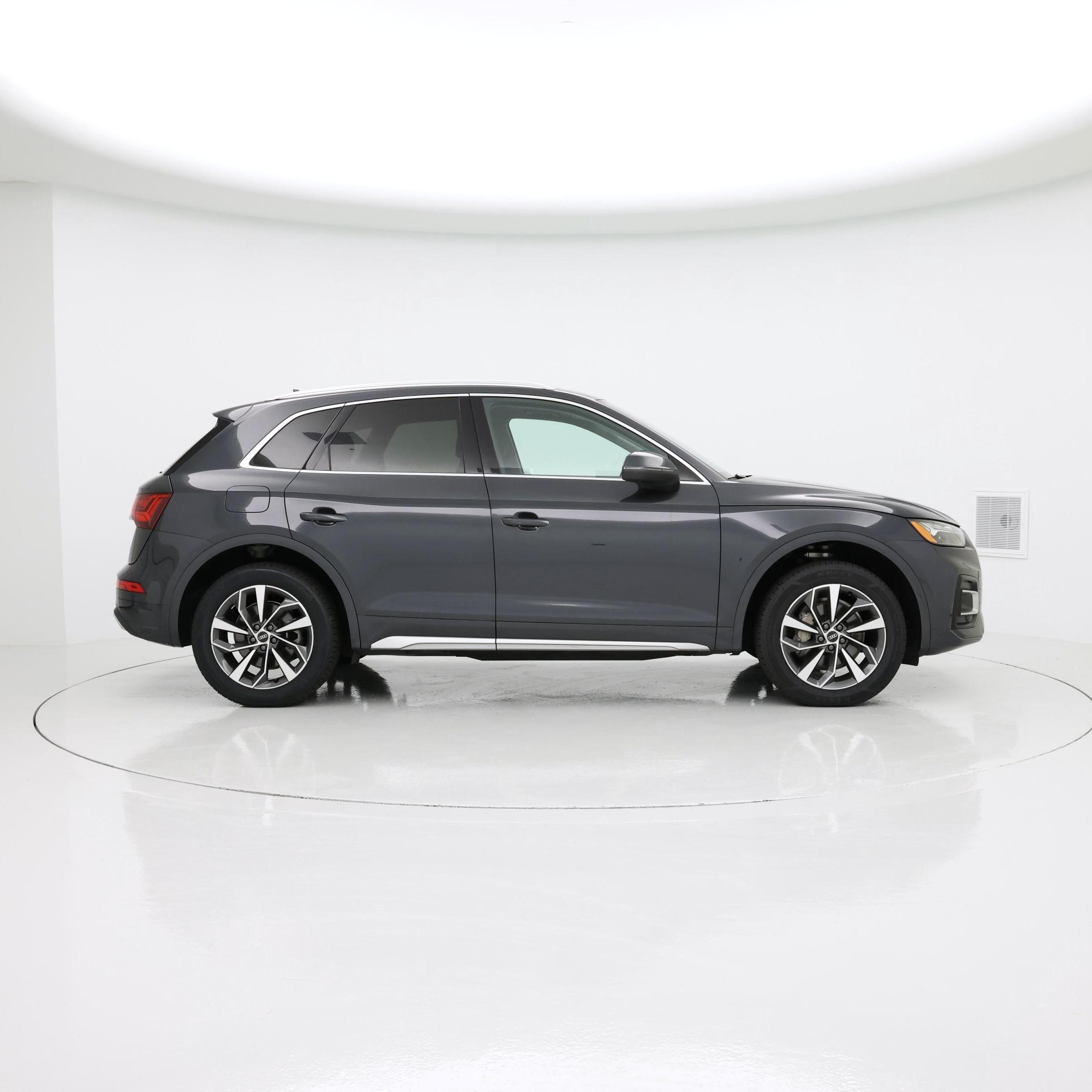 Thumbnail: 2021 Audi Q5 - 7