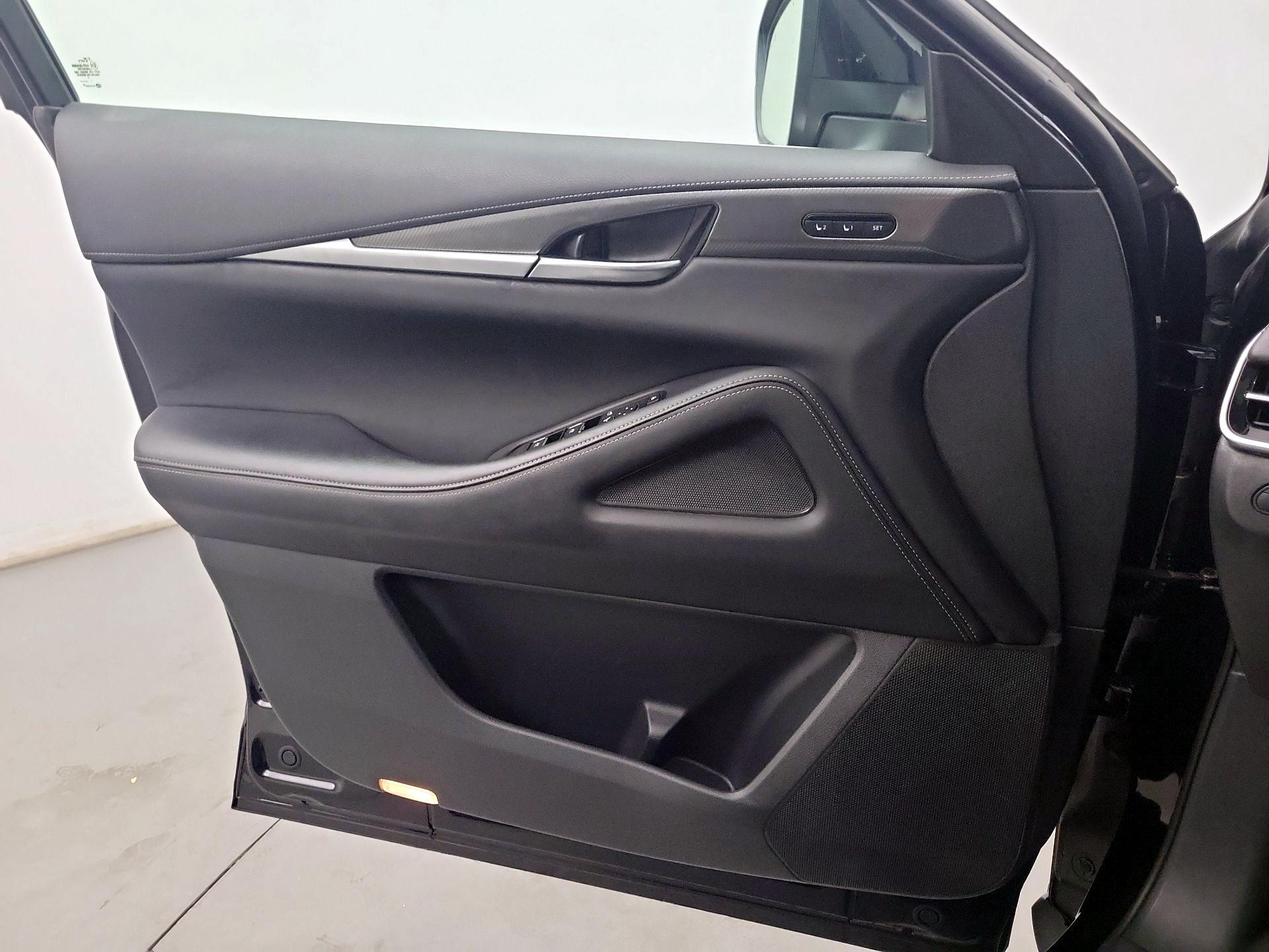 Thumbnail: 2022 INFINITI QX60 - 10