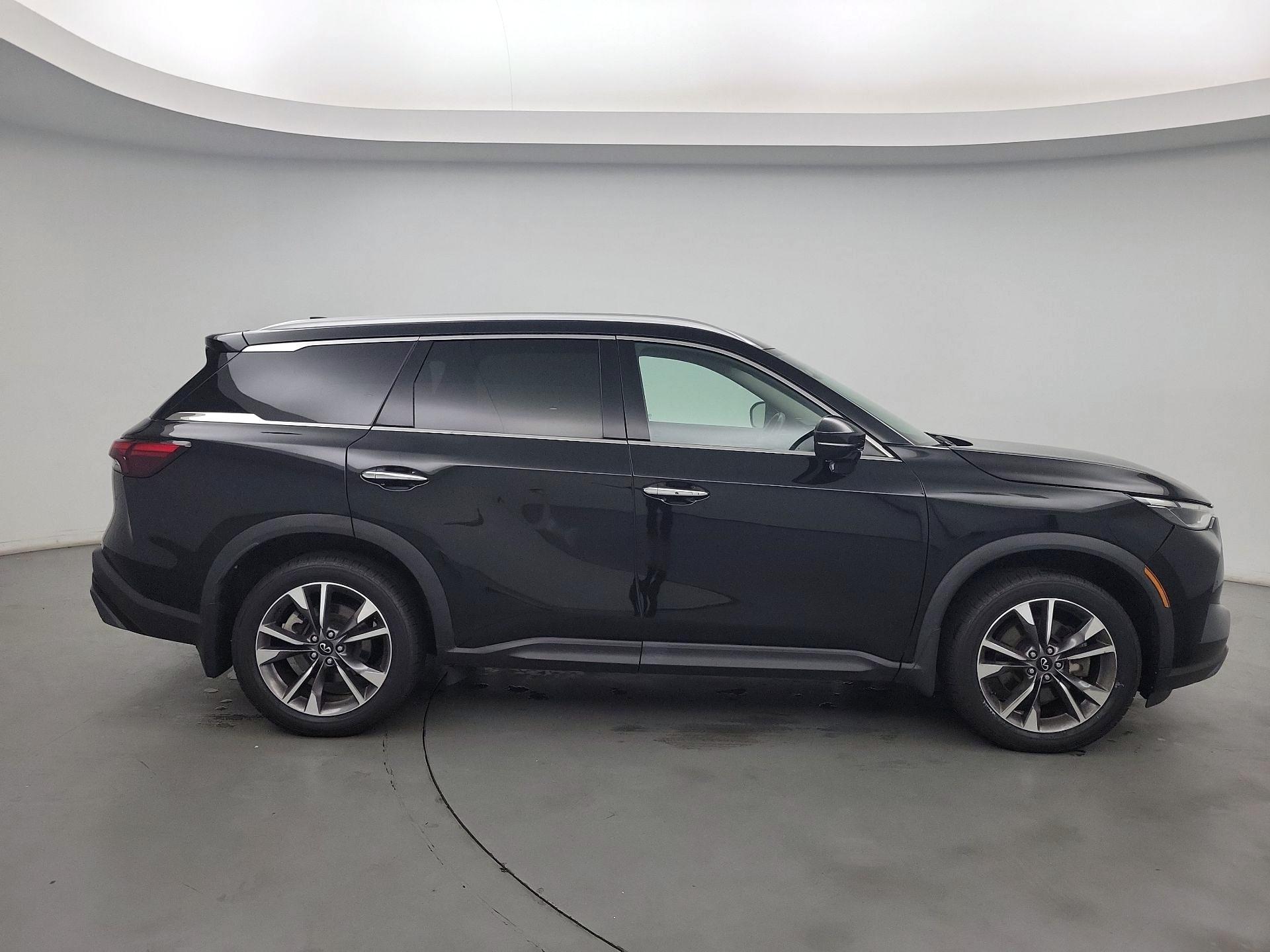 Thumbnail: 2022 INFINITI QX60 - 4