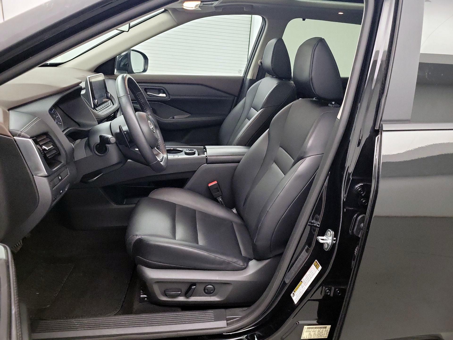 Thumbnail: 2023 Nissan Rogue - 11
