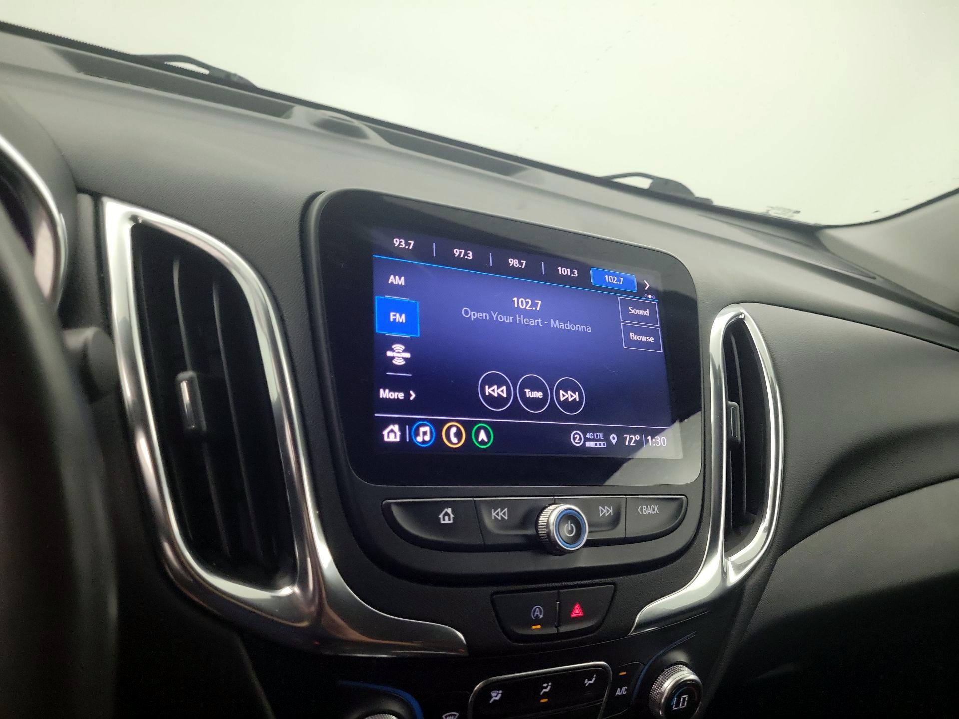 Thumbnail: 2022 Chevrolet Equinox - 16