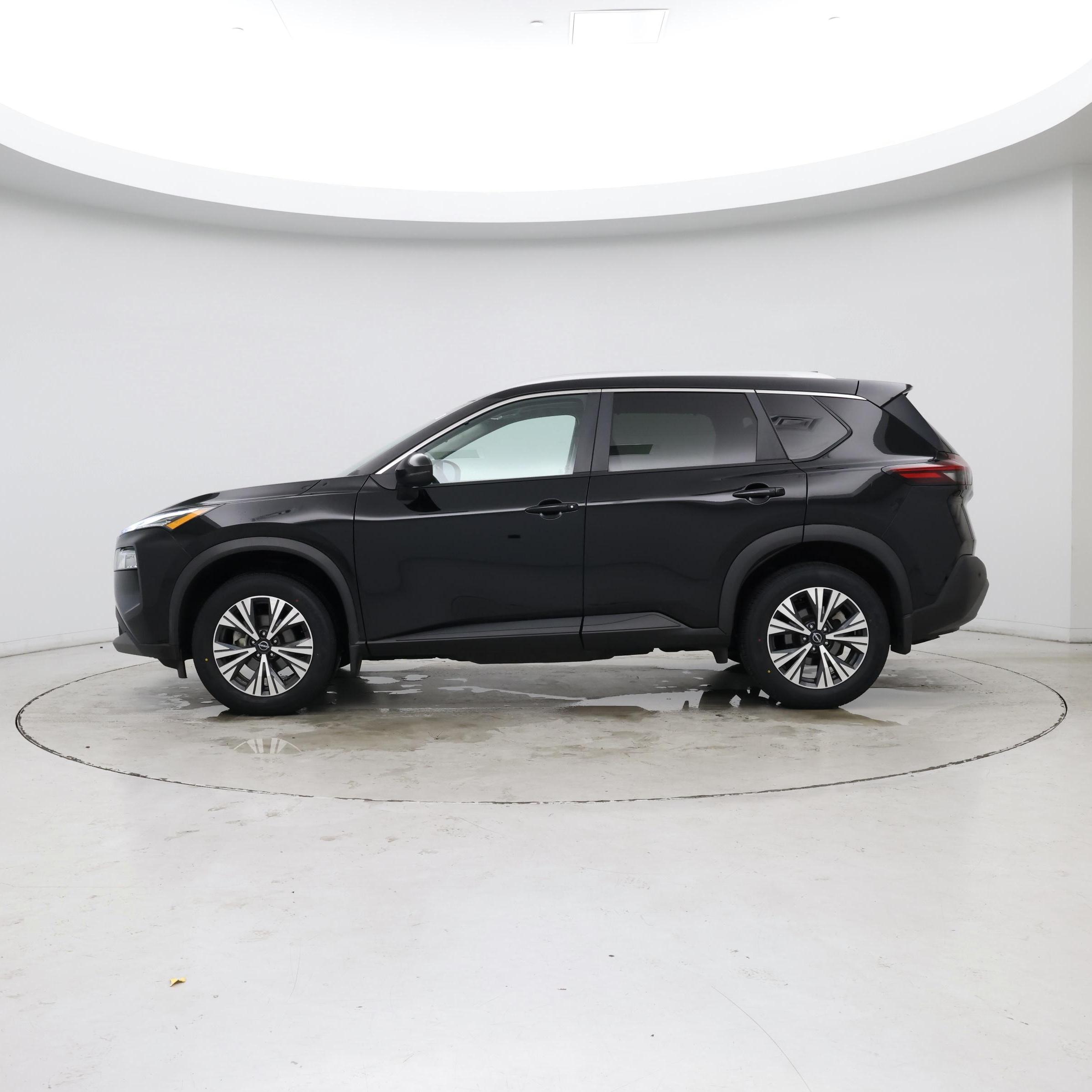 Thumbnail: 2022 Nissan Rogue - 3