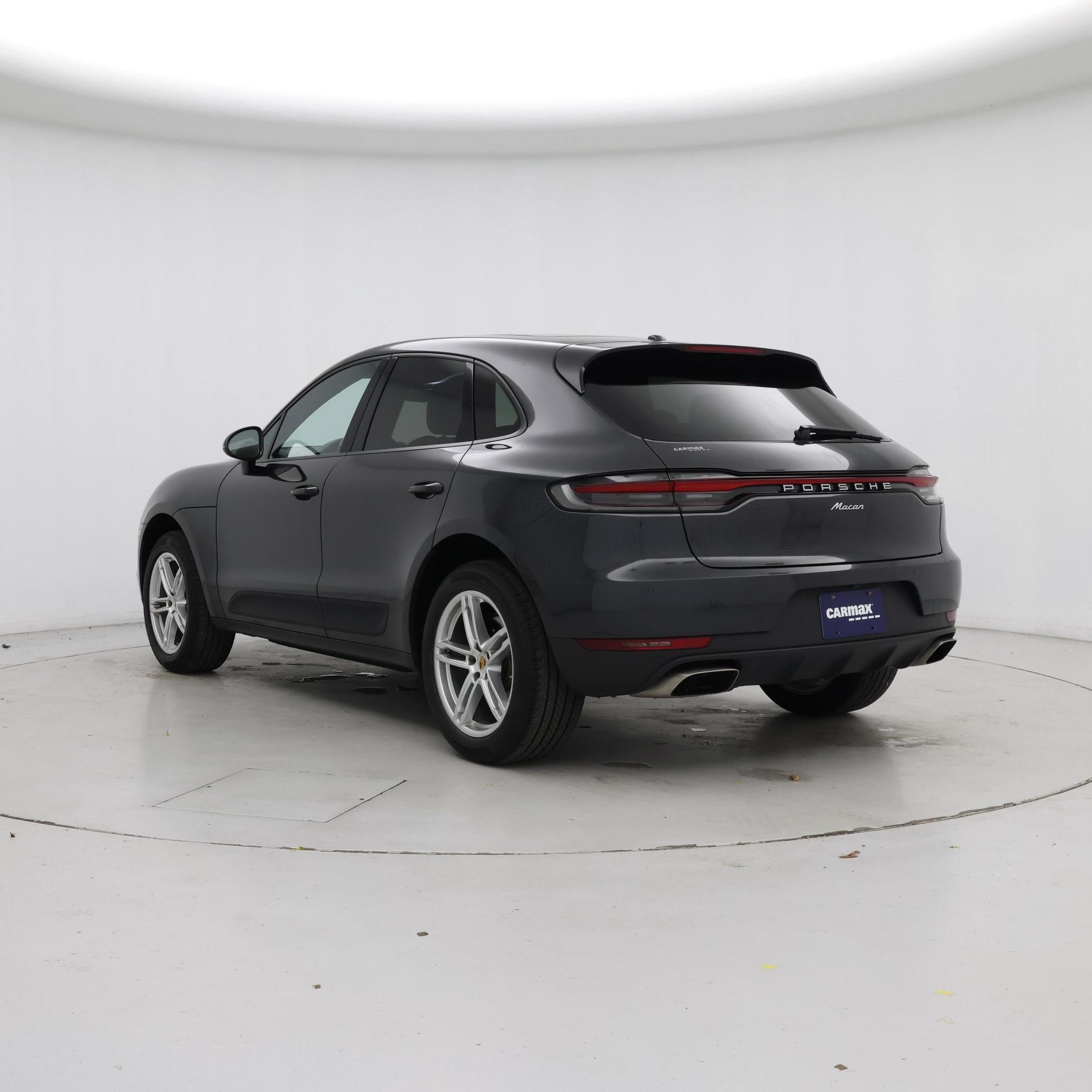 Thumbnail: 2020 Porsche Macan - 2