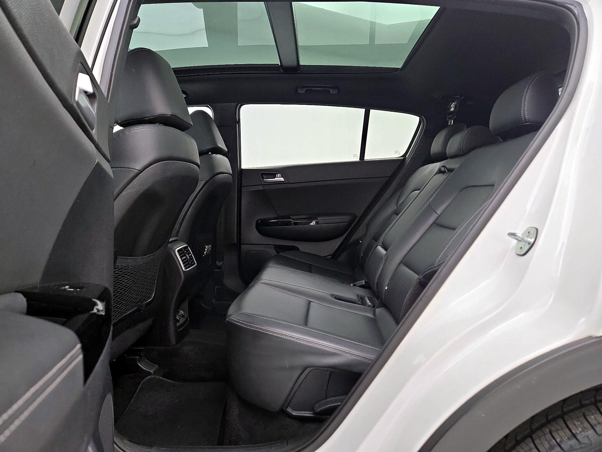 Thumbnail: 2021 Kia Sportage - 20