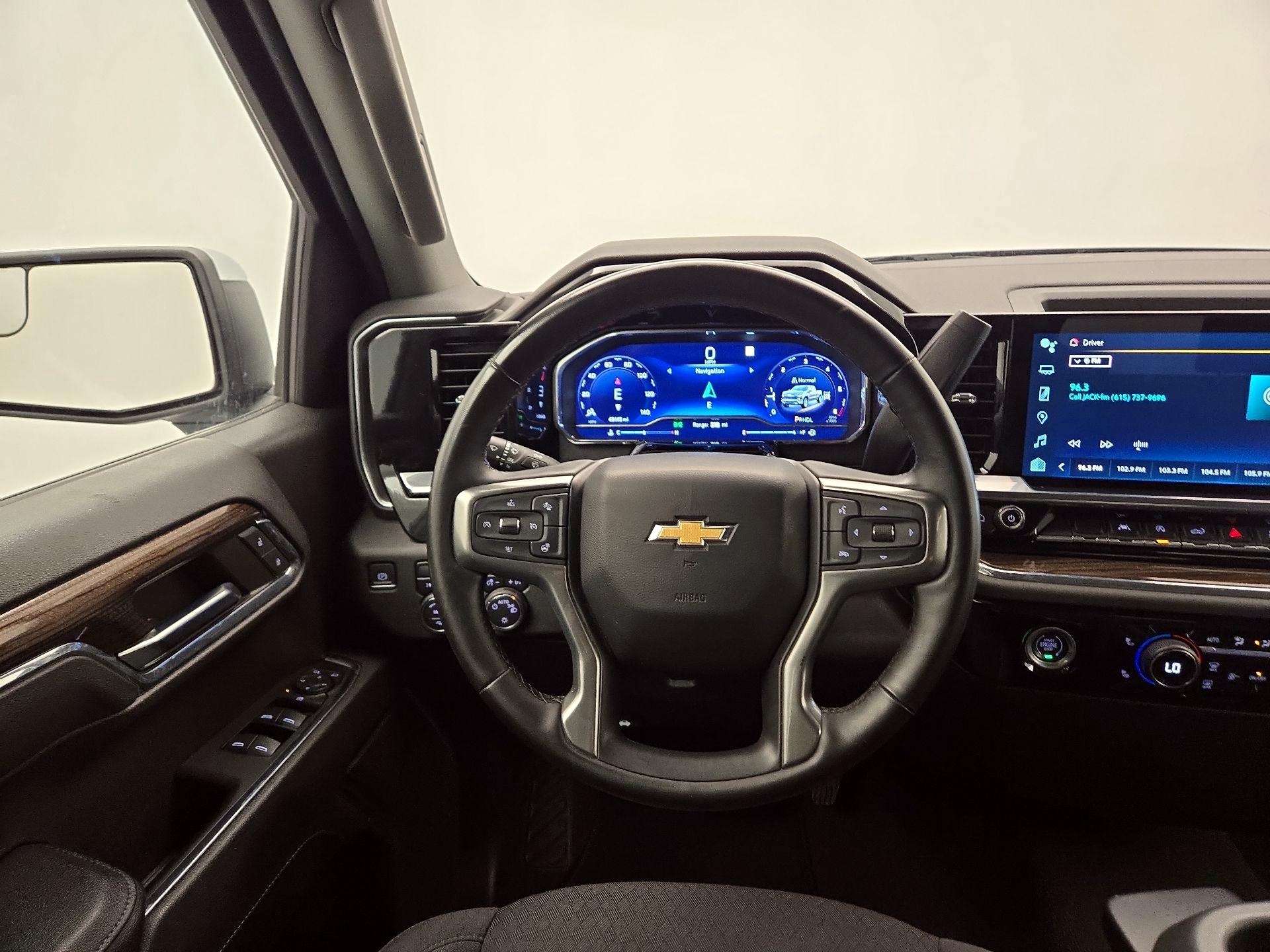 Thumbnail: 2023 Chevrolet Silverado 1500 - 10