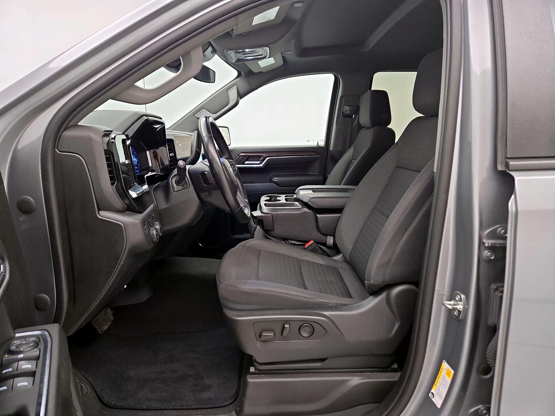 Thumbnail: 2023 Chevrolet Silverado 1500 - 11