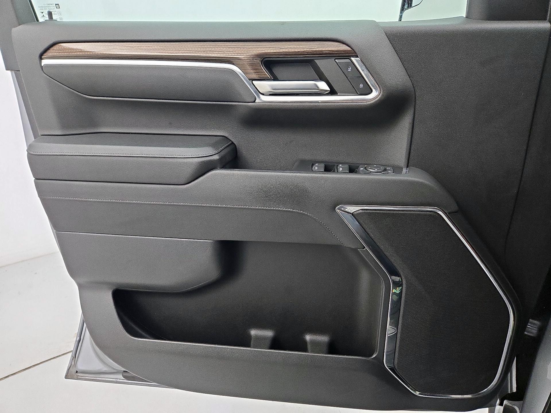Thumbnail: 2023 Chevrolet Silverado 1500 - 12