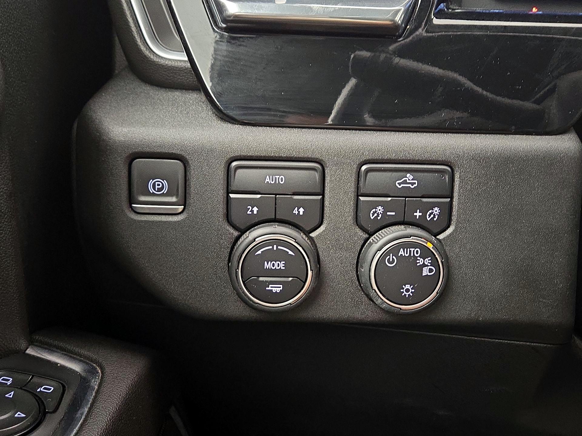 Thumbnail: 2023 Chevrolet Silverado 1500 - 13