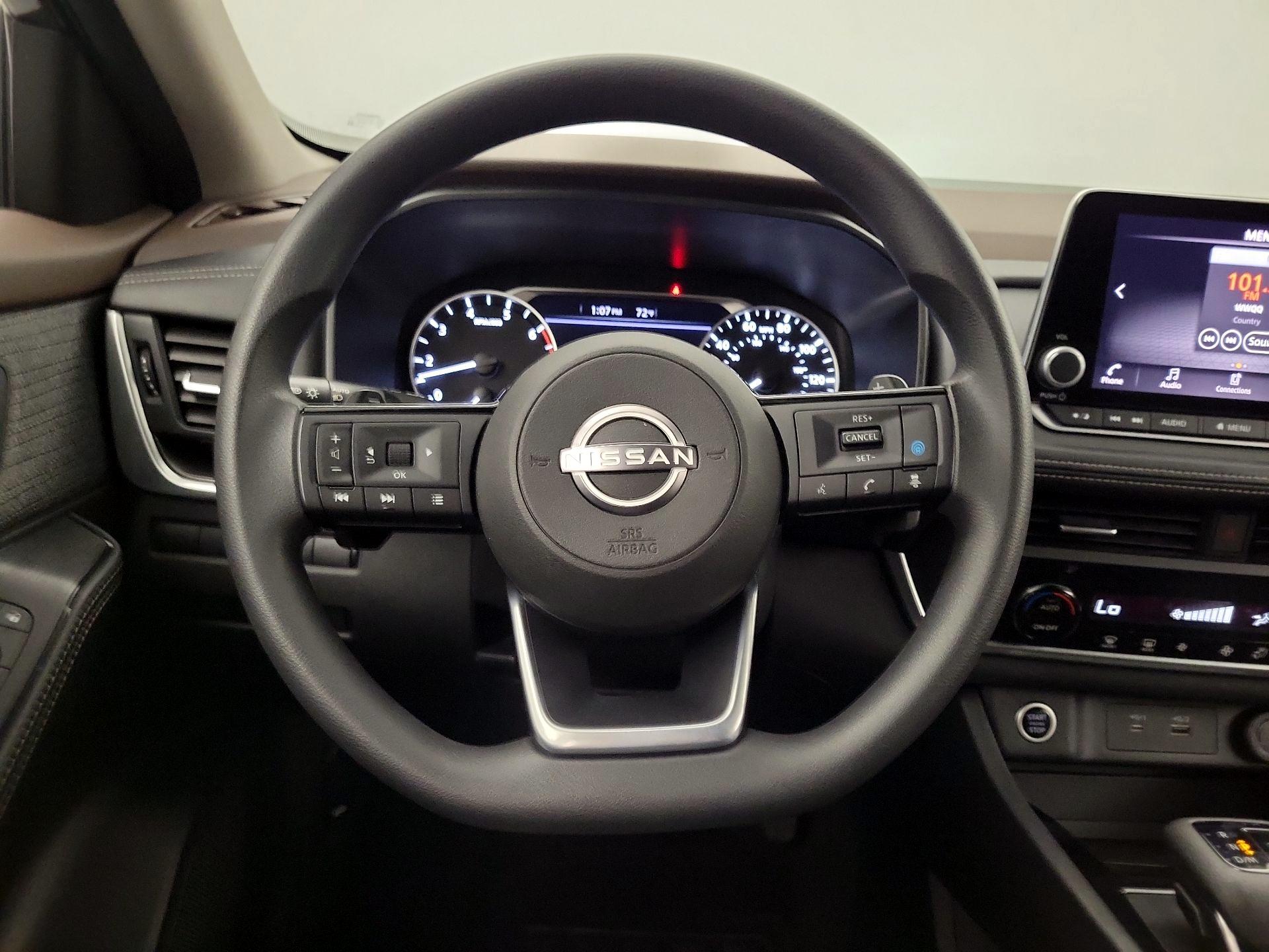 Thumbnail: 2023 Nissan Rogue - 10