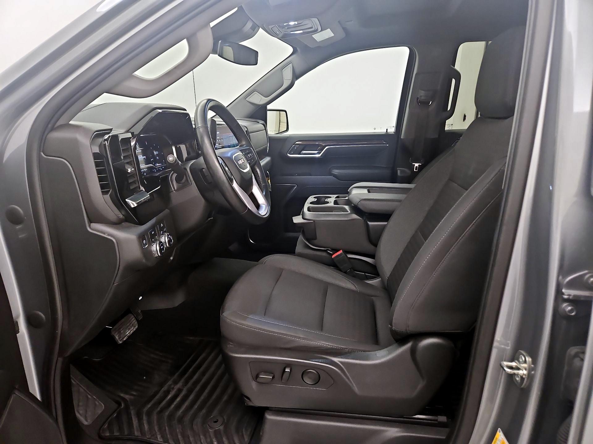 Thumbnail: 2023 GMC Sierra 1500 - 11
