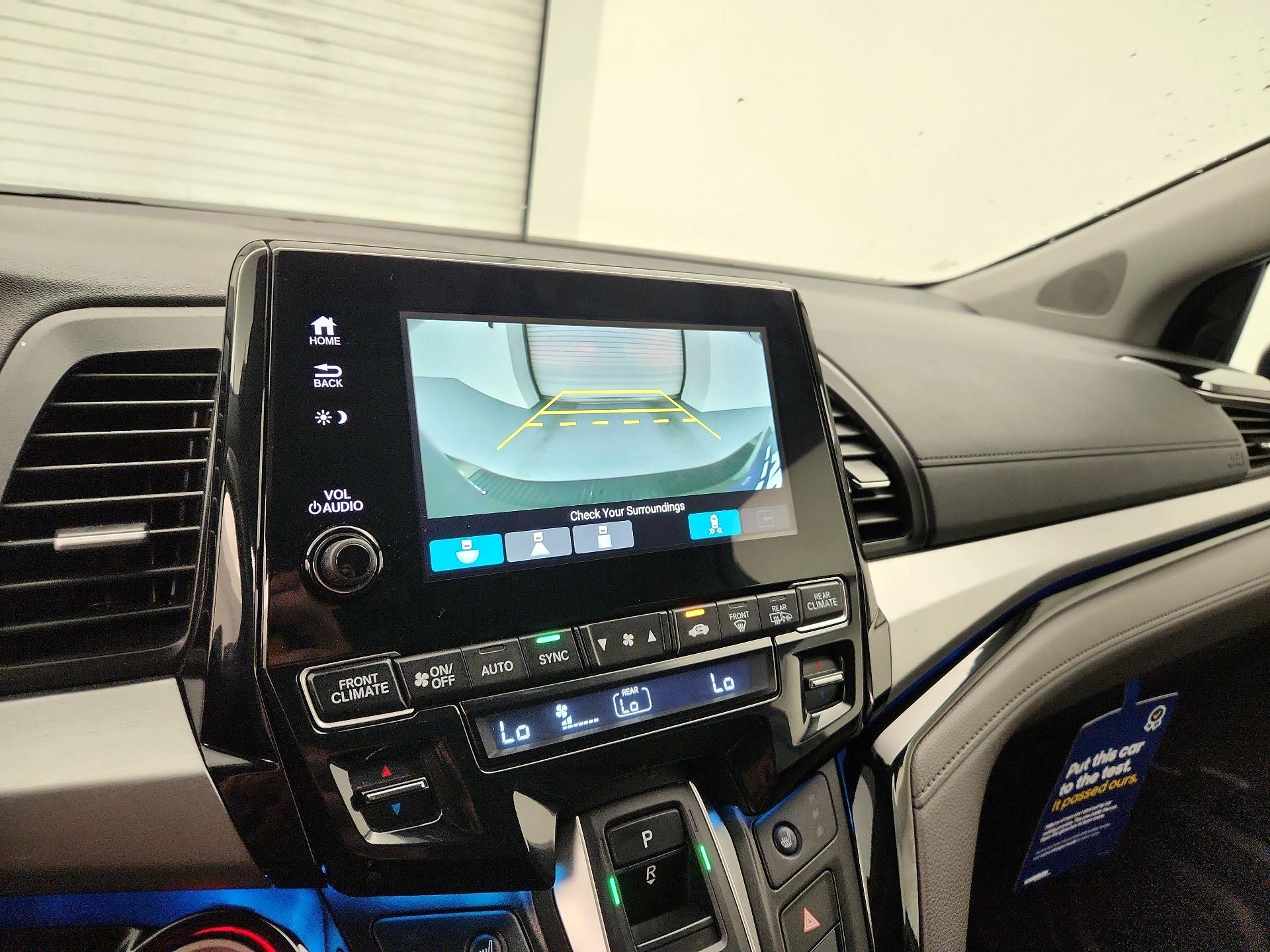 Thumbnail: 2023 Honda Odyssey - 14