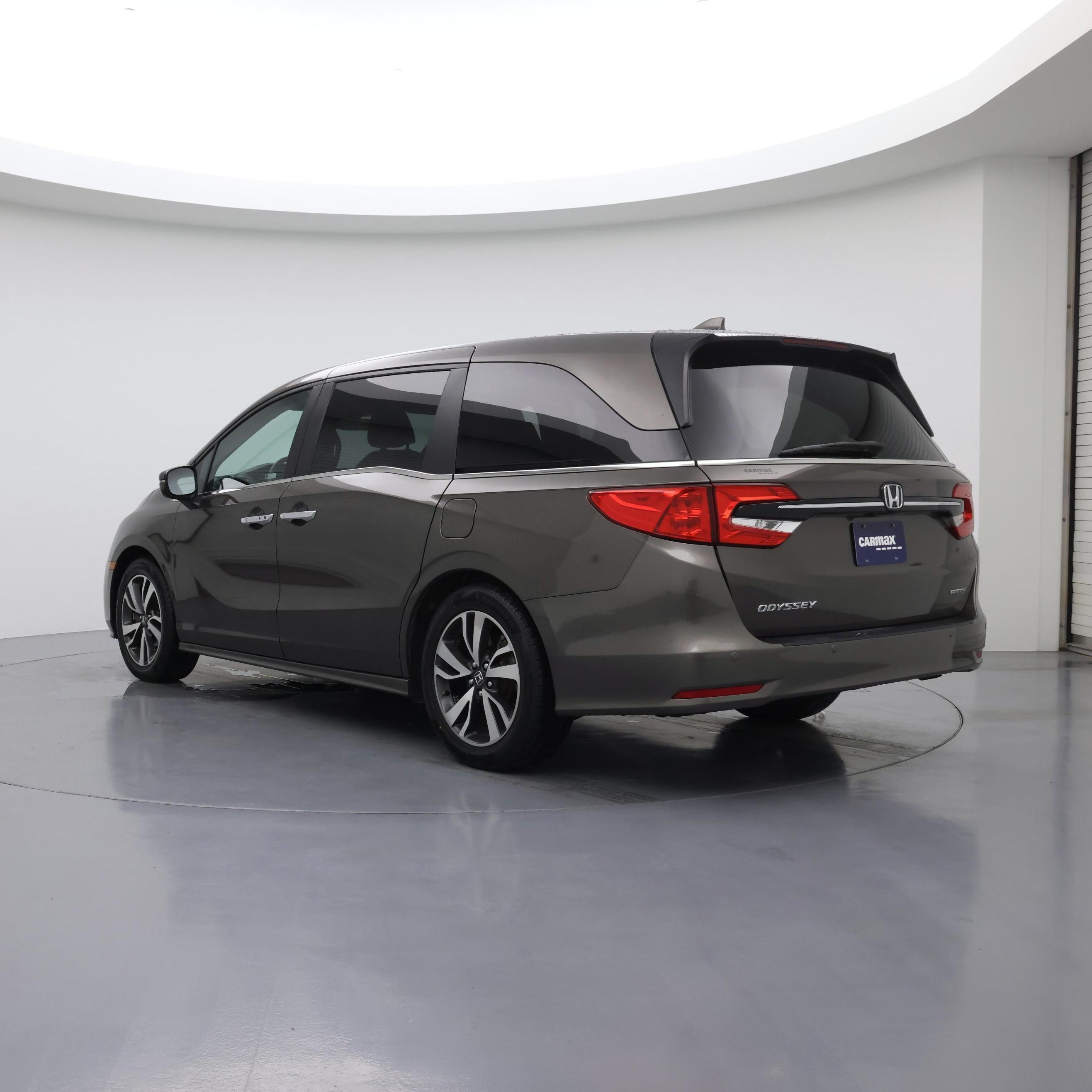 Thumbnail: 2023 Honda Odyssey - 2