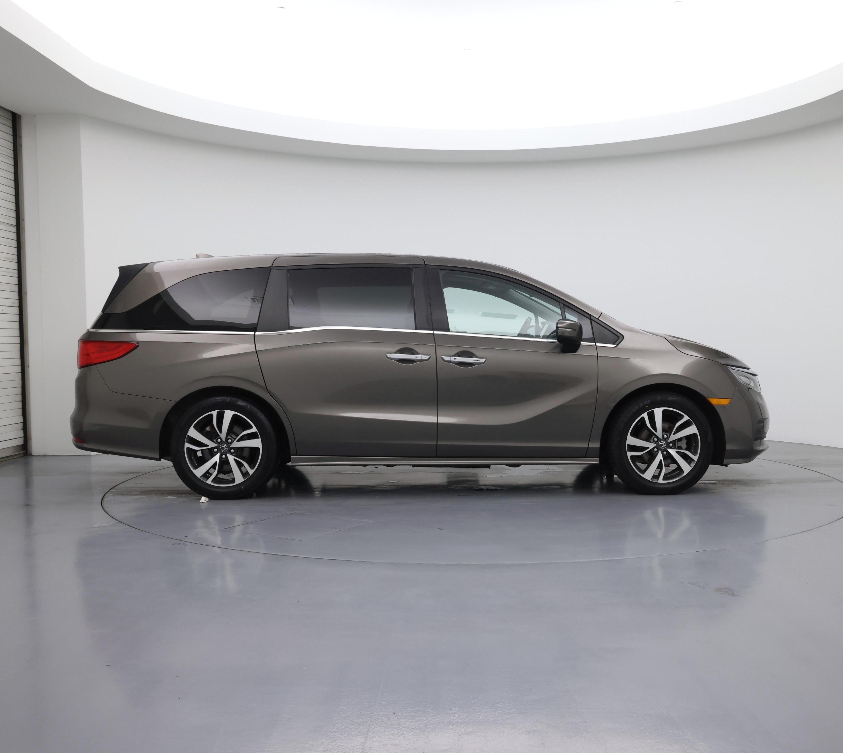 Thumbnail: 2023 Honda Odyssey - 7