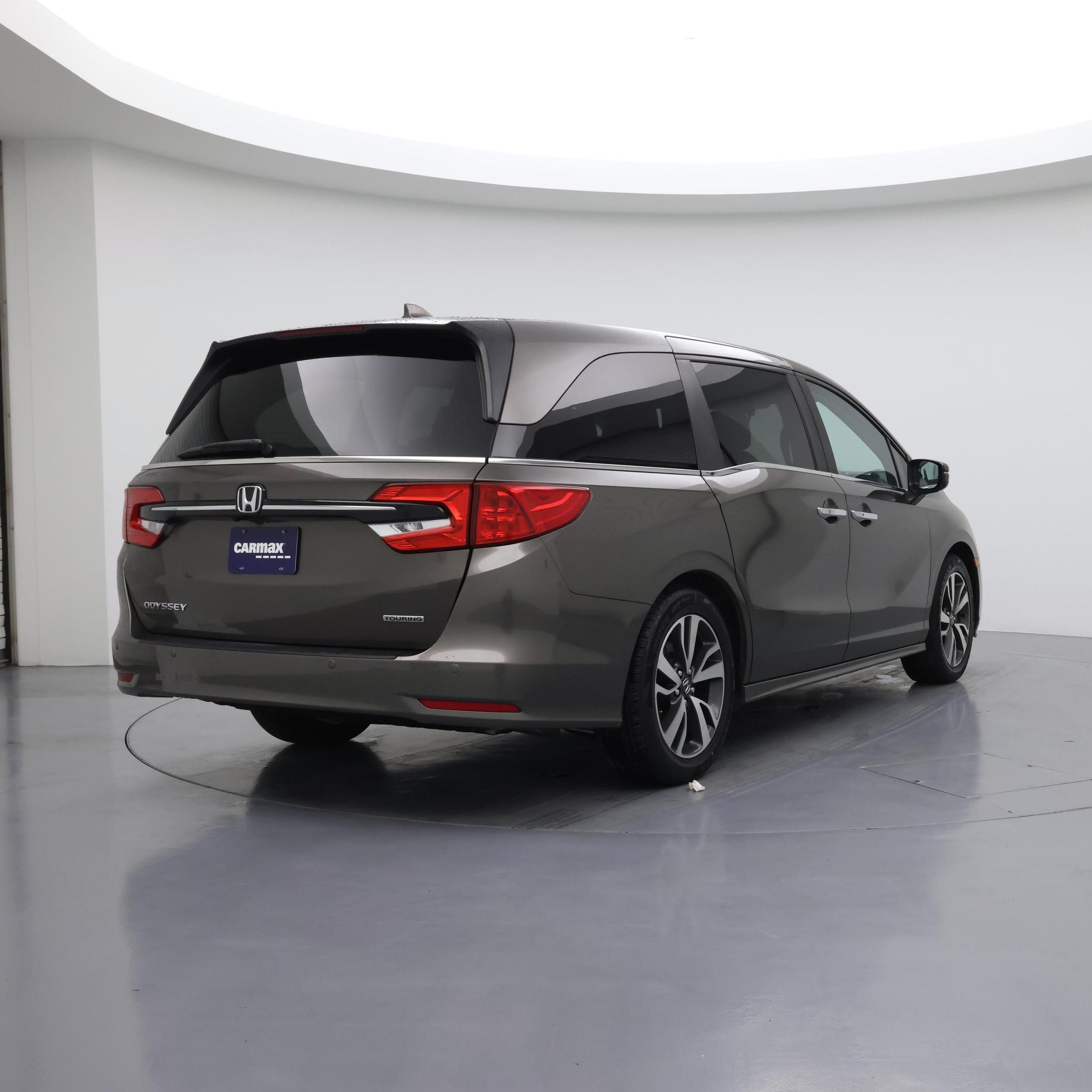 Thumbnail: 2023 Honda Odyssey - 8