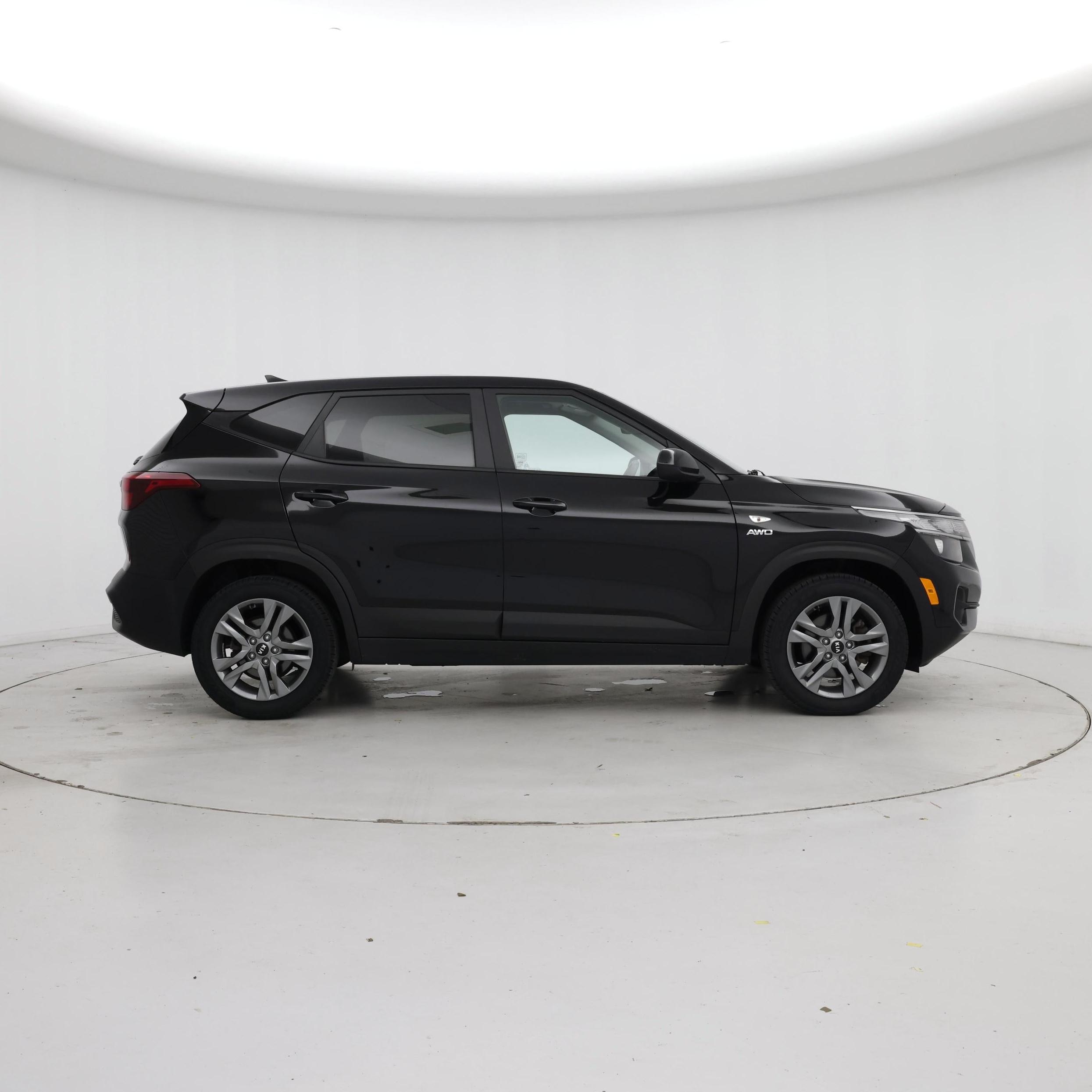 Thumbnail: 2021 Kia Seltos - 7
